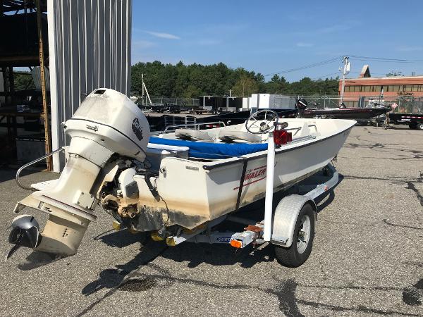 1990 Boston Whaler boat for sale, model of the boat is 17 Sport GLS & Image # 3 of 9