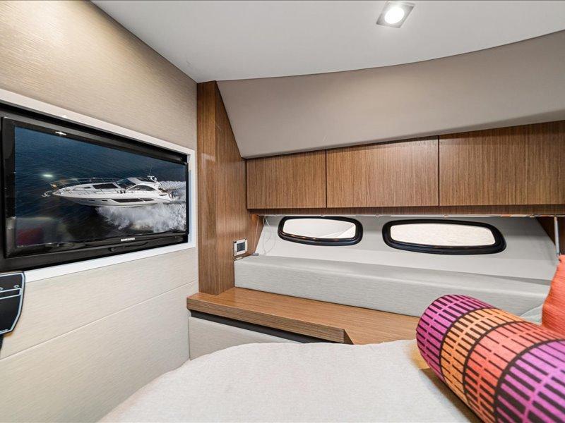 2015-sea-ray-510-inboard-sundancer-power-9818250-20250528122951919-1_XLARGE
