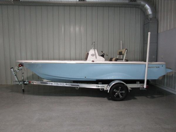 2021 Tidewater boat for sale, model of the boat is 1910 Bay Max & Image # 2 of 36
