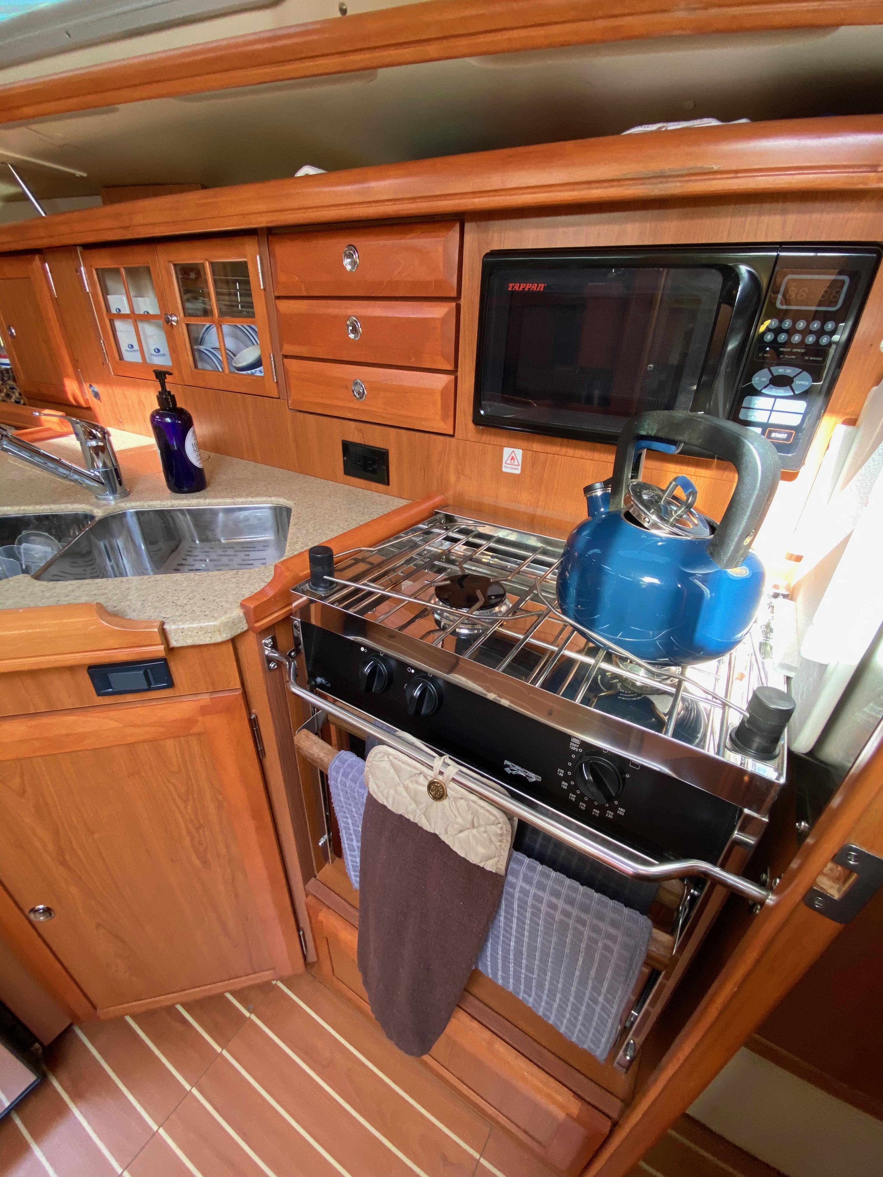Image [69] of 1989 Catalina 30 MKII