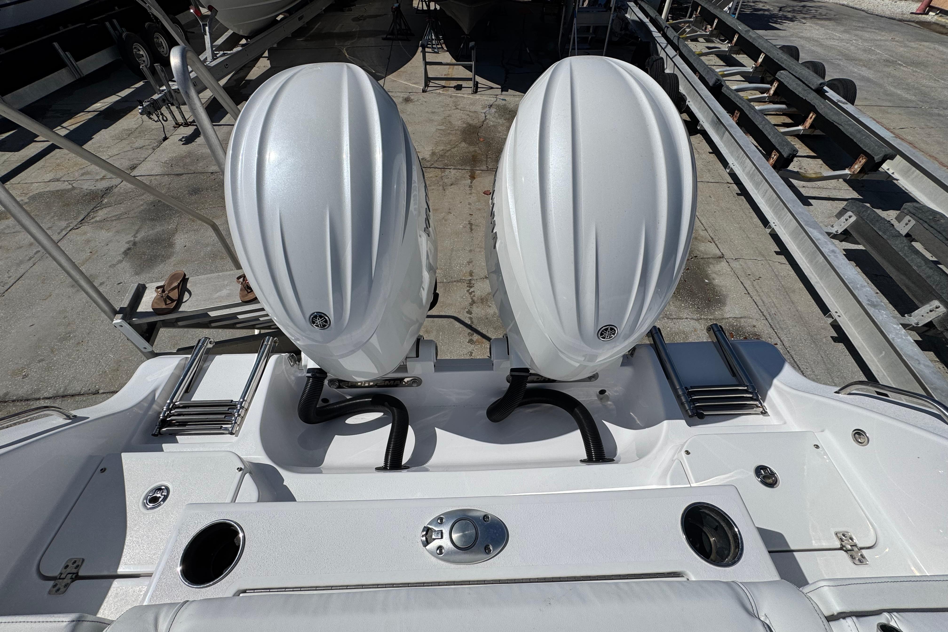 2025 Sportsman Heritage 261 Center Console-11