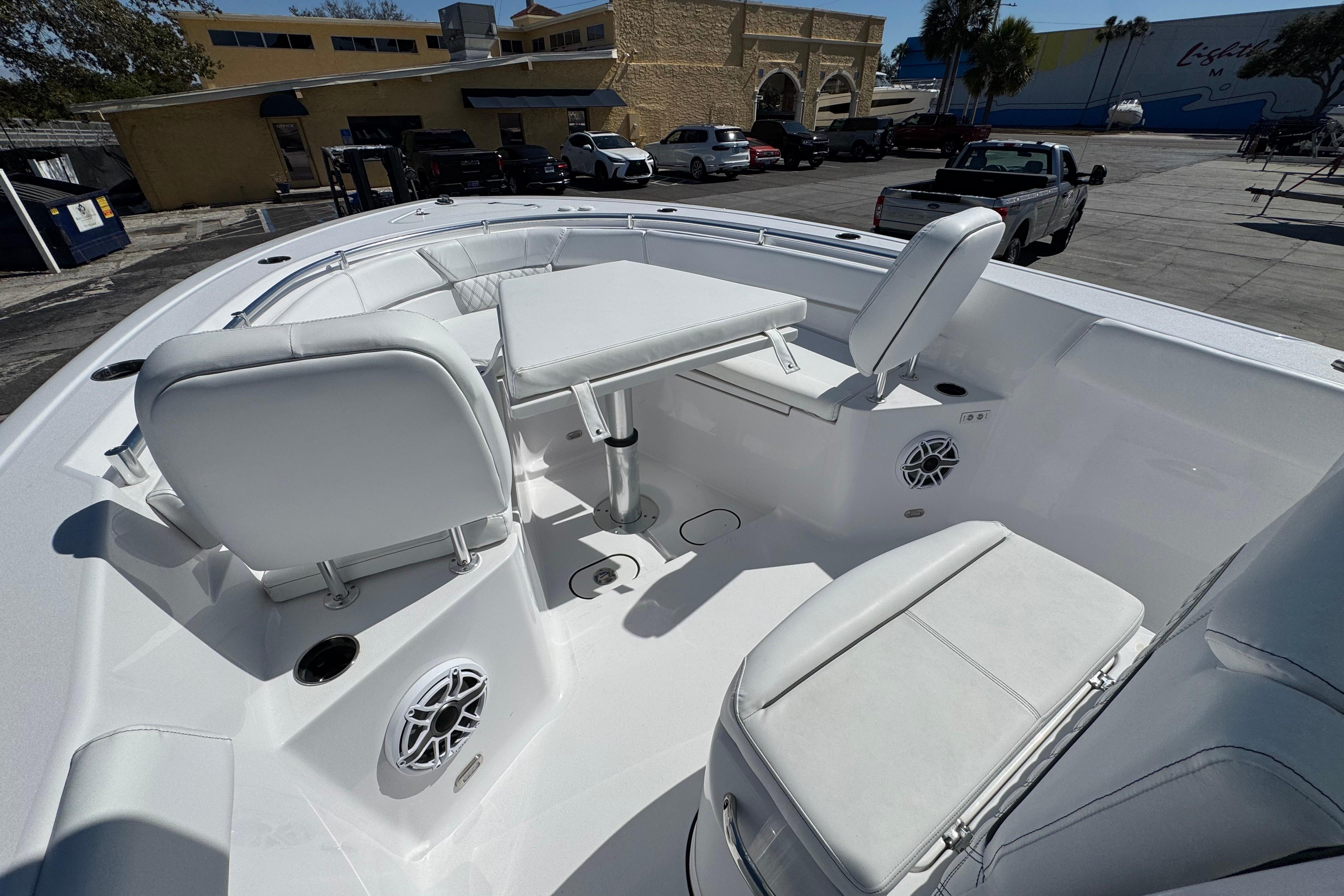 2025 Sportsman Heritage 261 Center Console-21