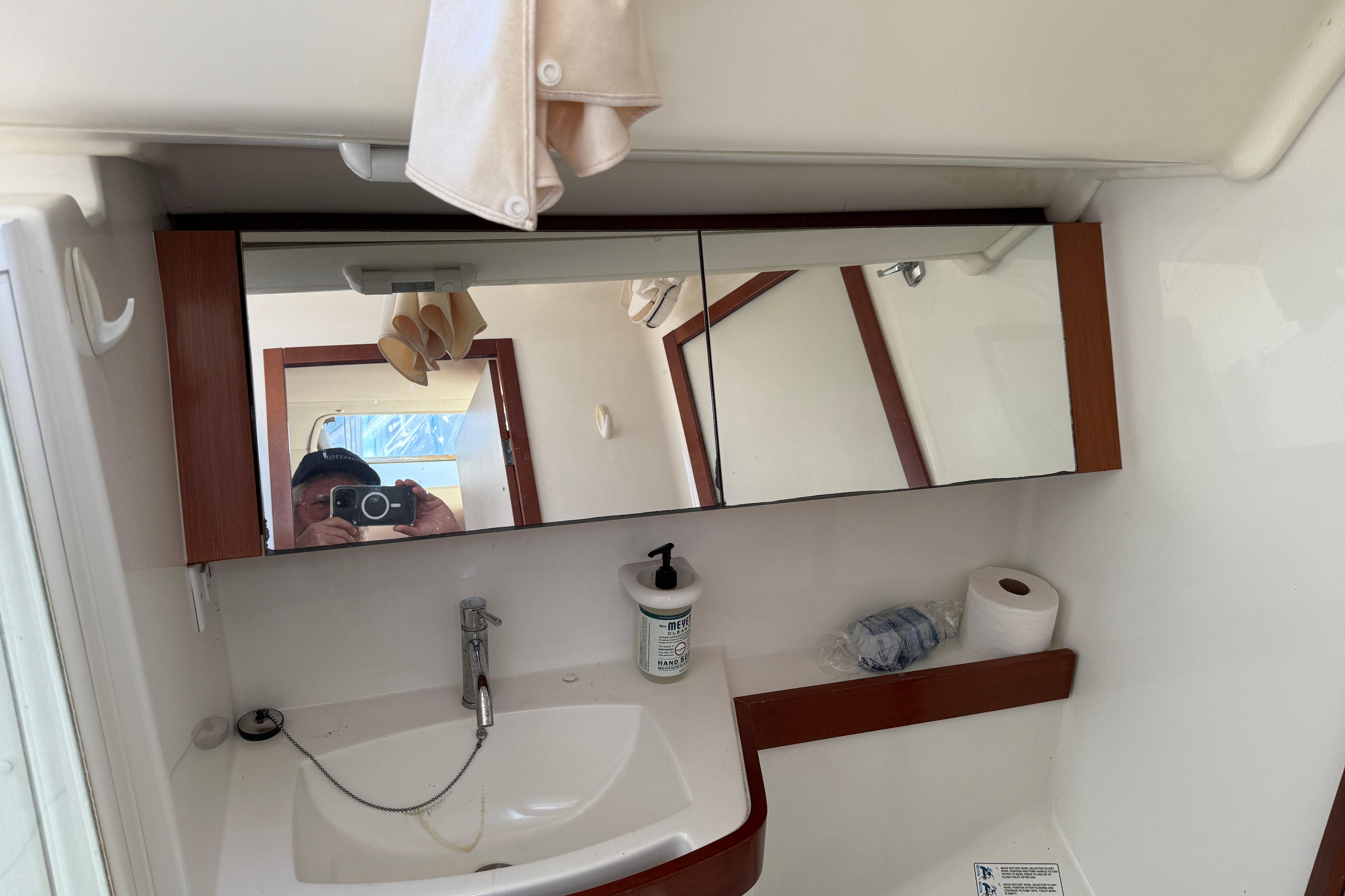 Yacht Photos Pics