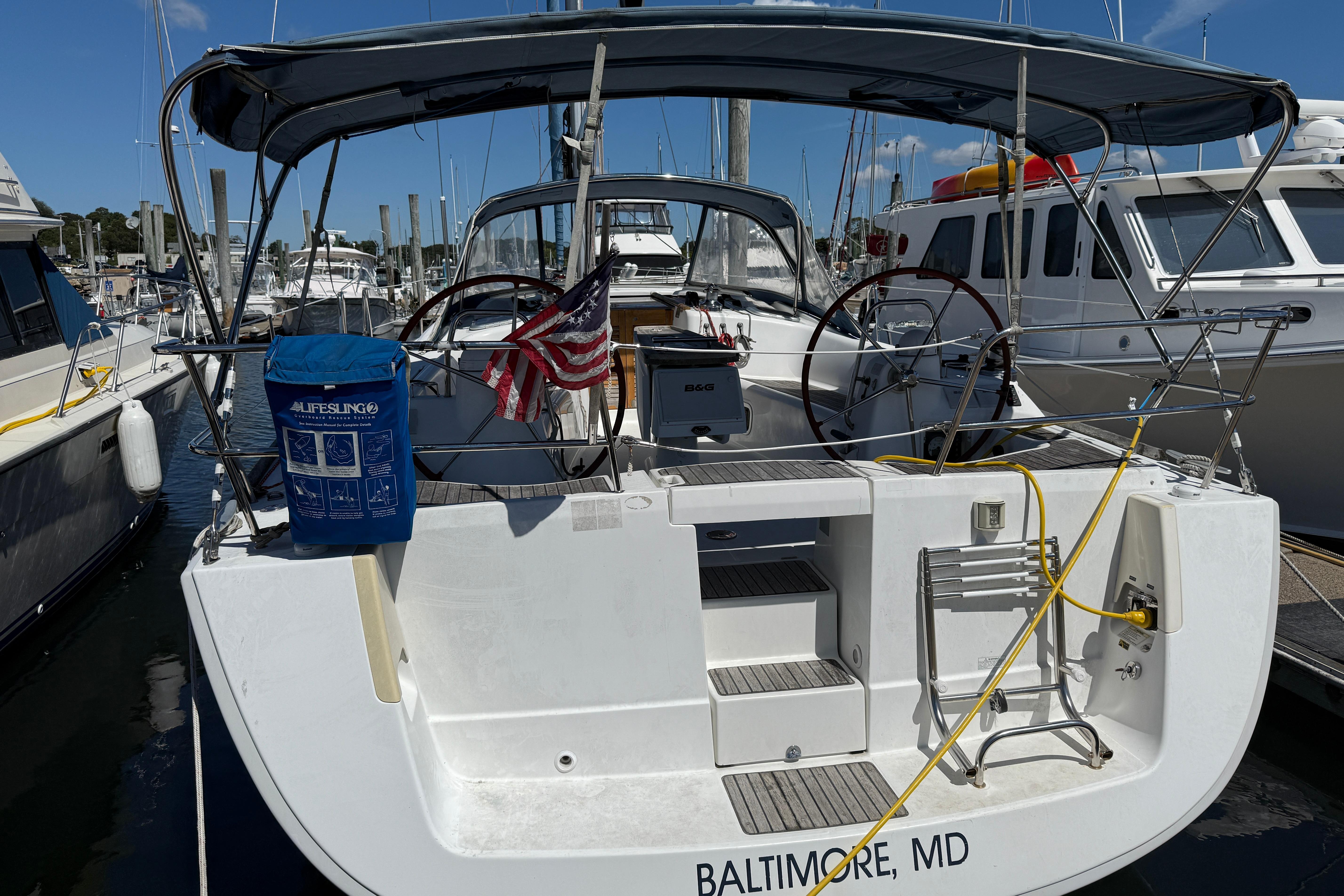 Yacht Photos Pics