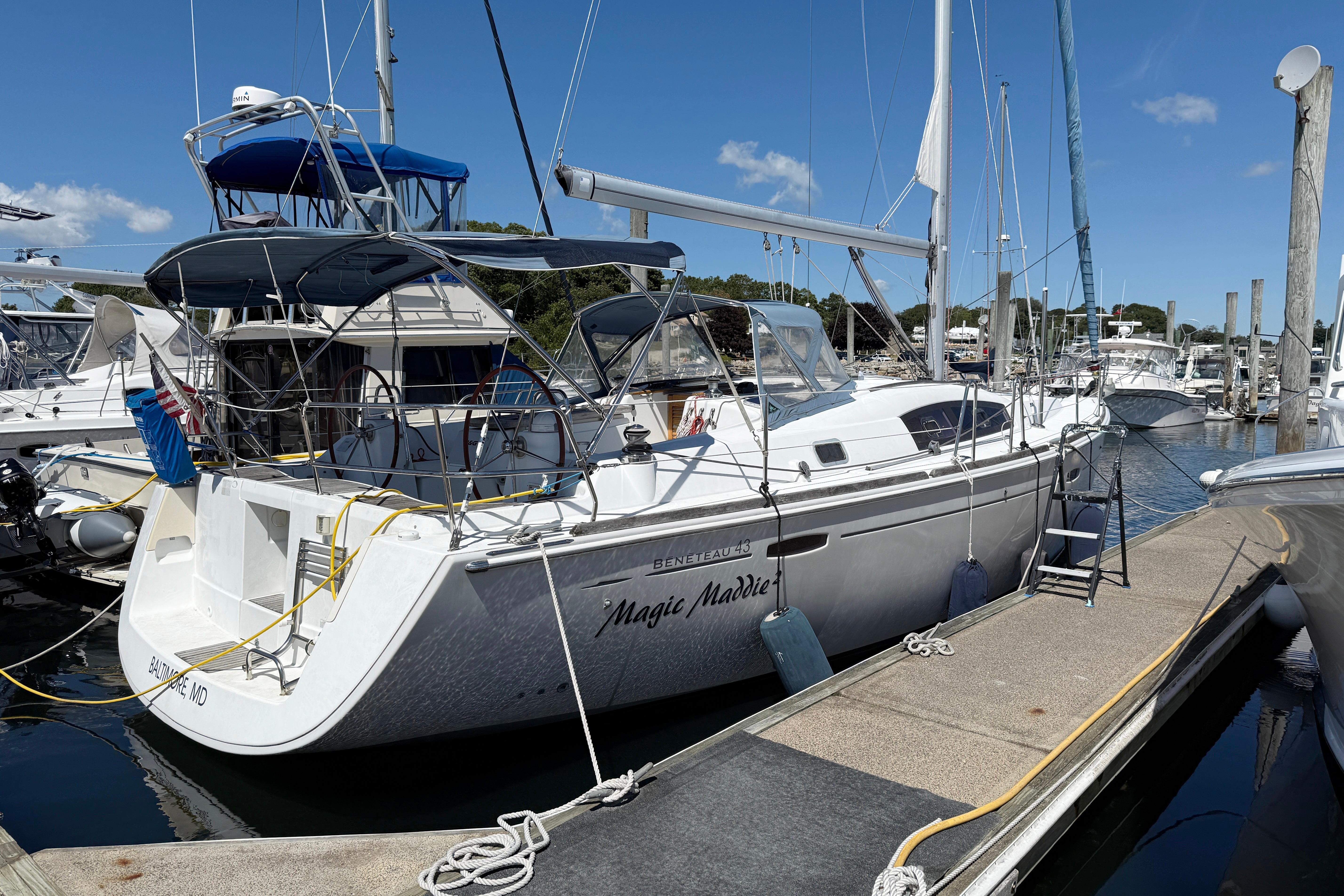 43' Beneteau 2010