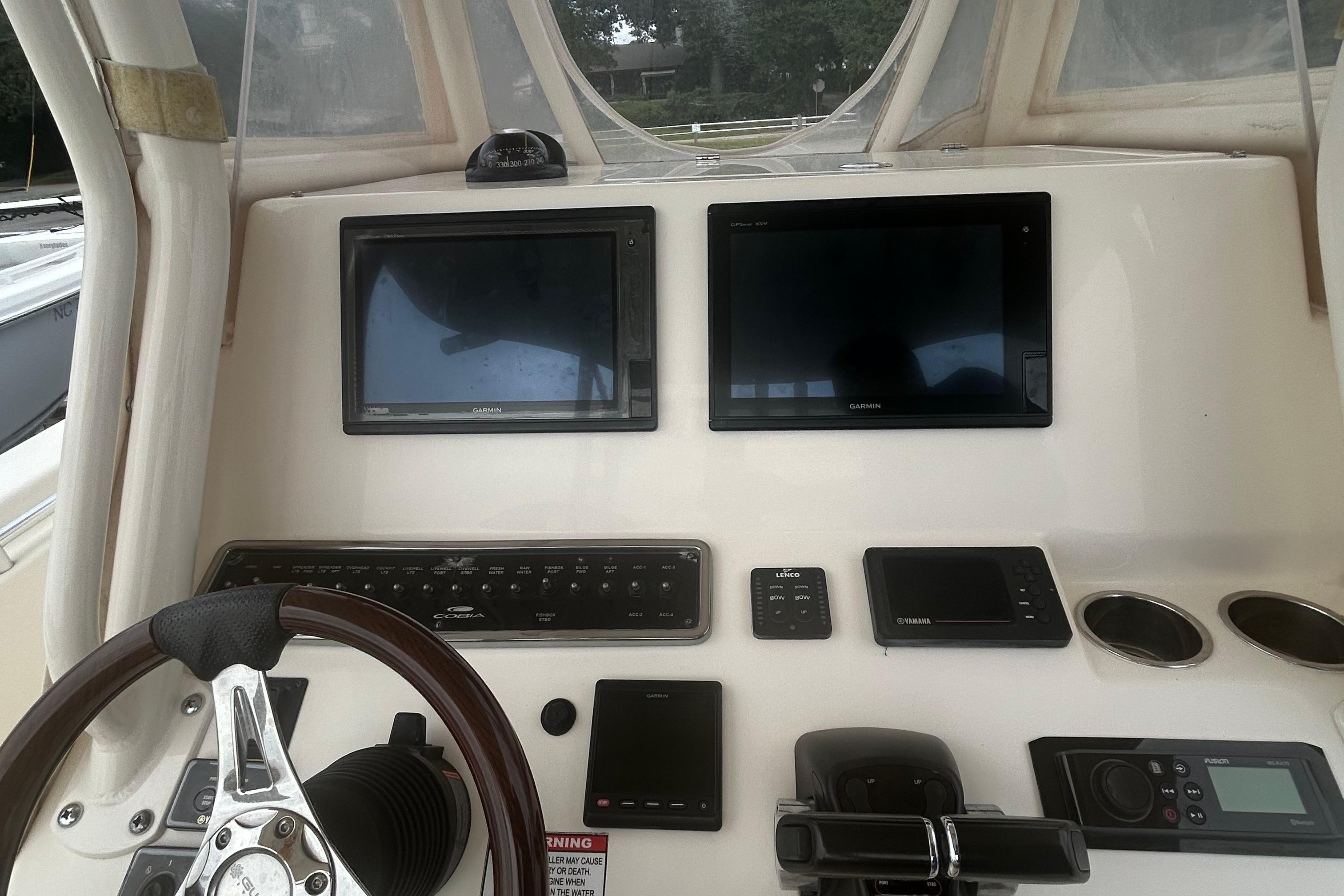 Boat image 9