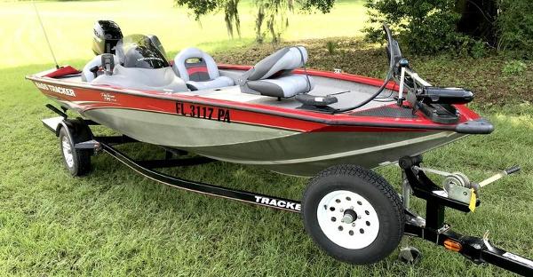 2010 Tracker Boats boat for sale, model of the boat is Pro Team 175TXW & Image # 10 of 11