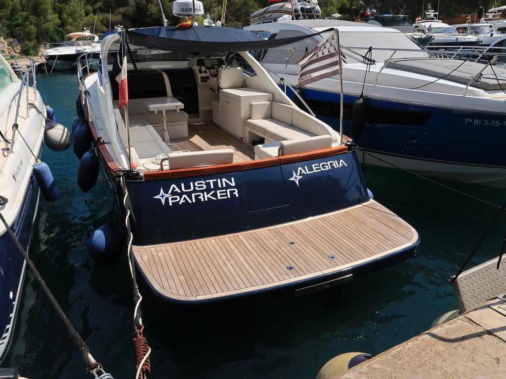  Yacht Photos Pics Austin Parker 36 Open 2018  (1)