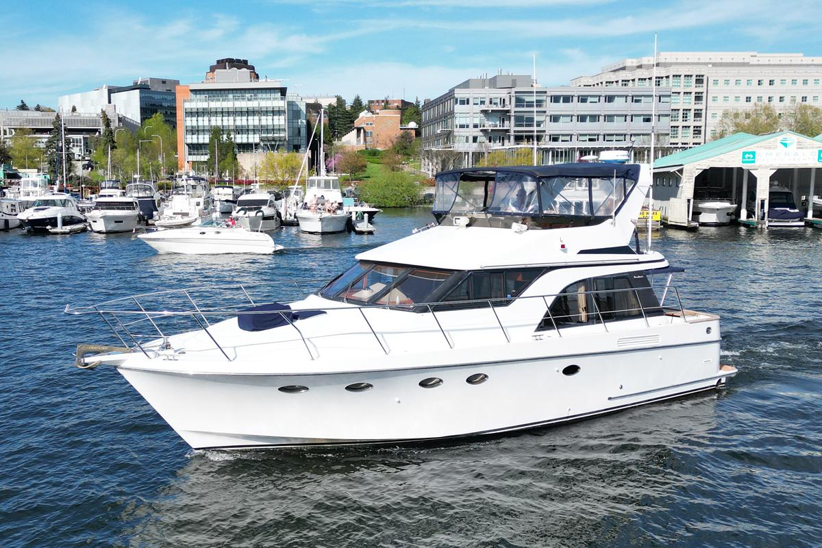 1998 Ocean Alexander 422 Sport Sedan #TBBA12345 inventory image at Sun Country Yachts, South Lake Union (Seattle) 1998 Ocean Alexander 422 Sport Sedan #TBBA12345 inventory image at Sun Country Yachts, South Lake Union (Seattle)