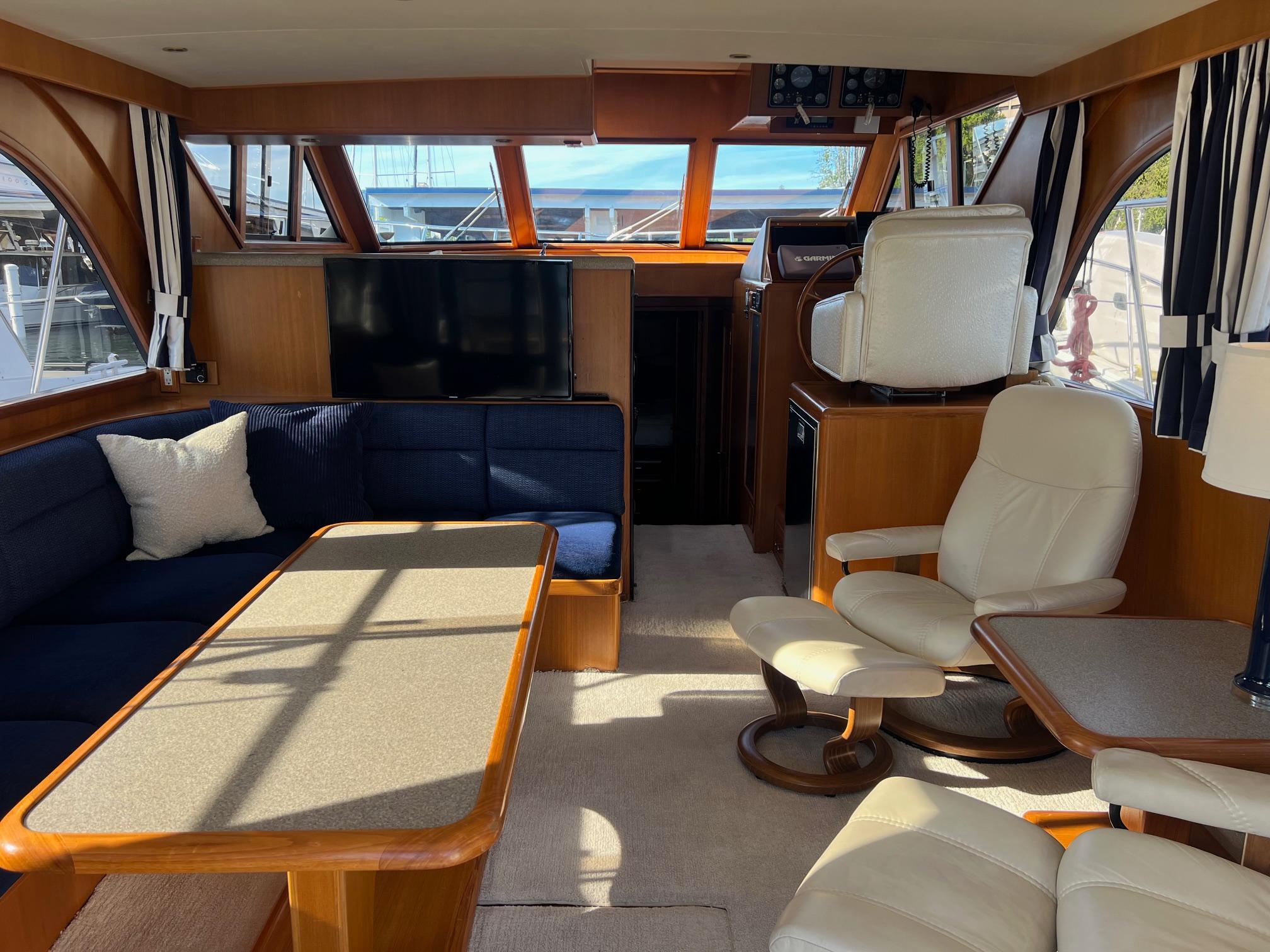 1998 Ocean Alexander 422 Sport Sedan #TBBA12345 inventory image at Sun Country Yachts, South Lake Union (Seattle) 1998 Ocean Alexander 422 Sport Sedan #TBBA12345 inventory image at Sun Country Yachts, South Lake Union (Seattle)