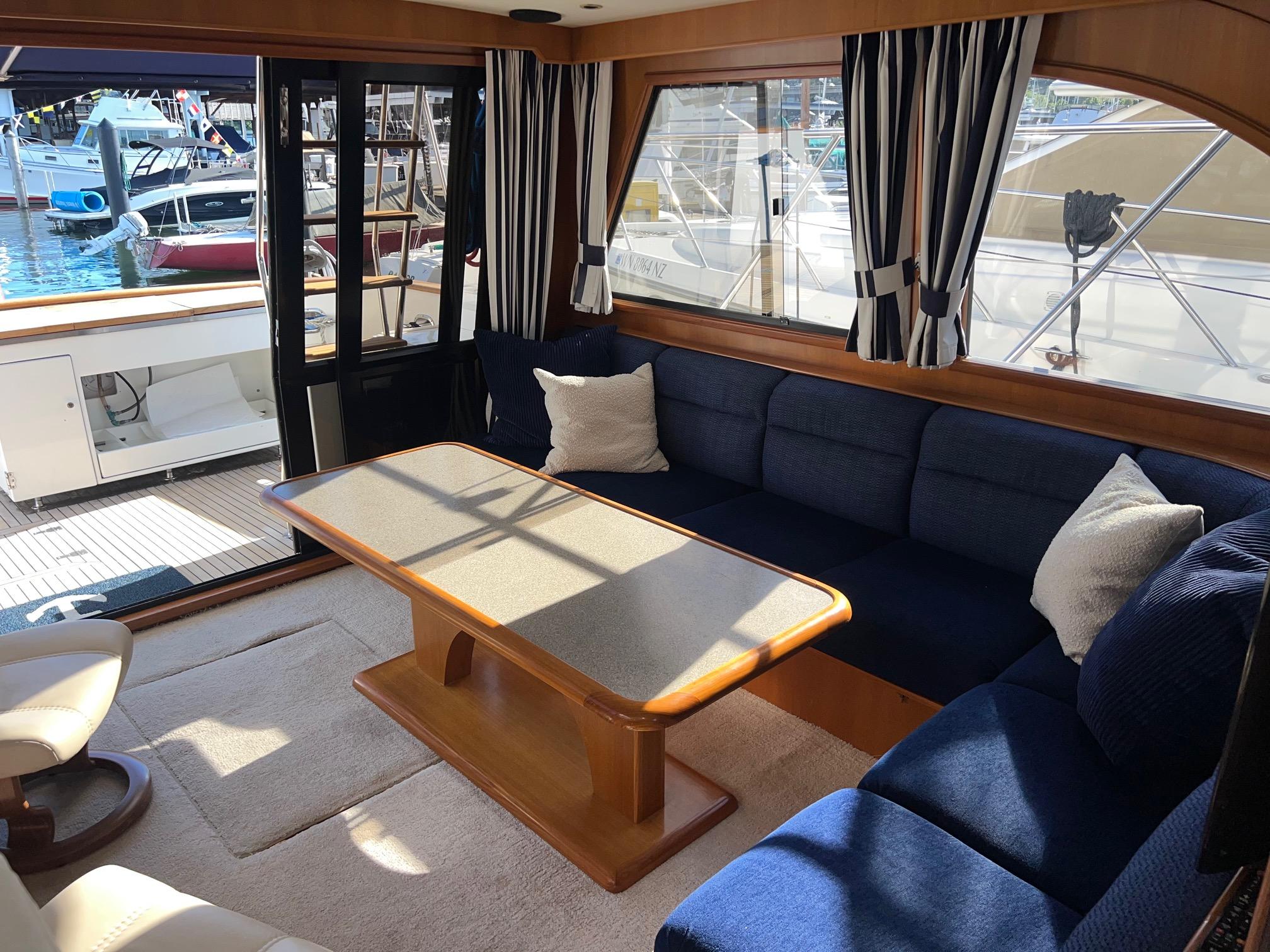1998 Ocean Alexander 422 Sport Sedan #TBBA12345 inventory image at Sun Country Yachts, South Lake Union (Seattle) 1998 Ocean Alexander 422 Sport Sedan #TBBA12345 inventory image at Sun Country Yachts, South Lake Union (Seattle)