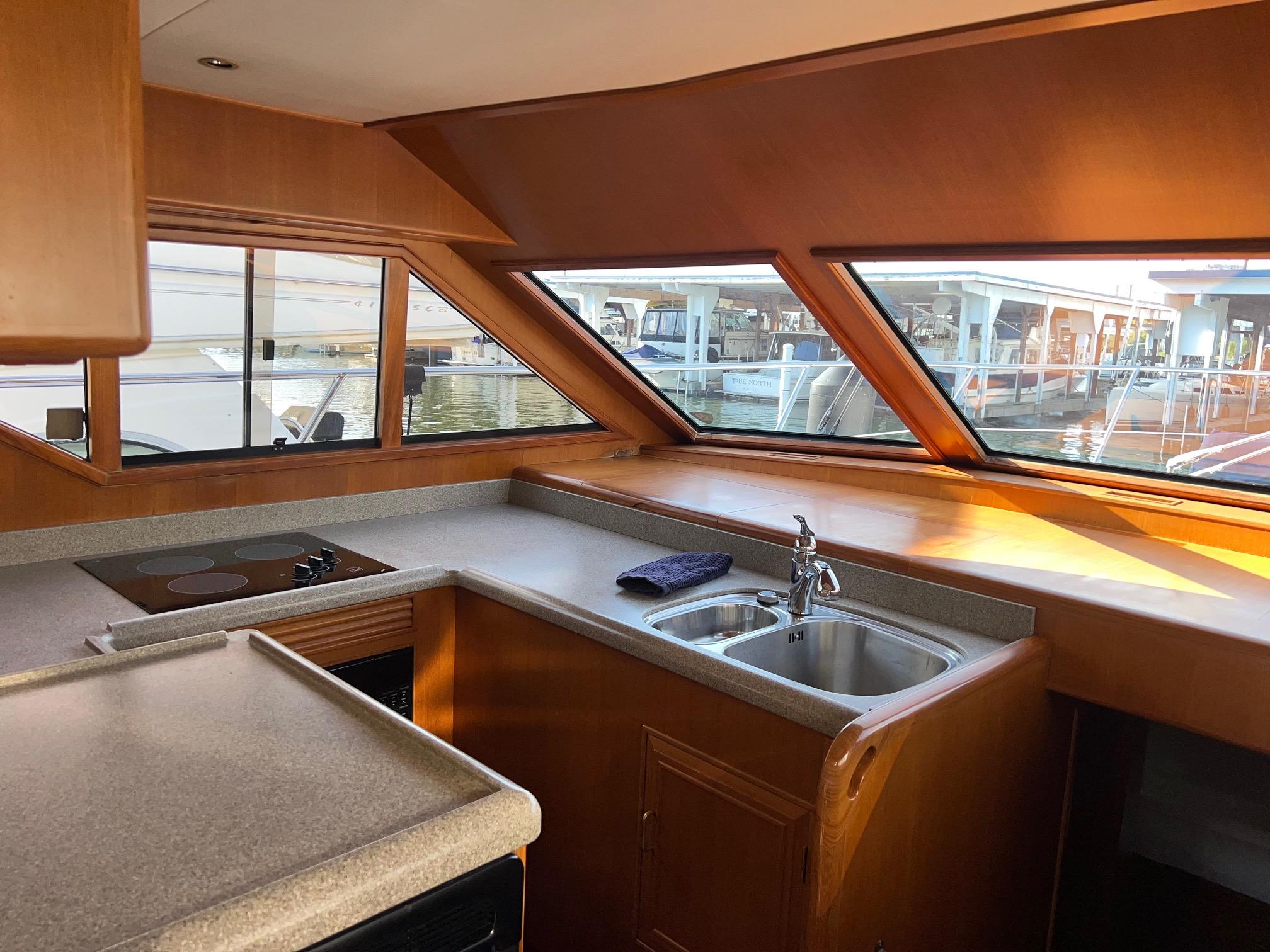 1998 Ocean Alexander 422 Sport Sedan #TBBA12345 inventory image at Sun Country Yachts, South Lake Union (Seattle) 1998 Ocean Alexander 422 Sport Sedan #TBBA12345 inventory image at Sun Country Yachts, South Lake Union (Seattle)