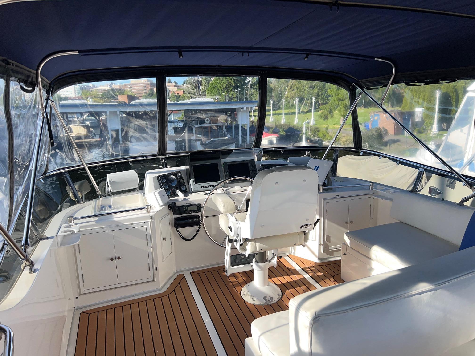 1998 Ocean Alexander 422 Sport Sedan #TBBA12345 inventory image at Sun Country Yachts, South Lake Union (Seattle) 1998 Ocean Alexander 422 Sport Sedan #TBBA12345 inventory image at Sun Country Yachts, South Lake Union (Seattle)
