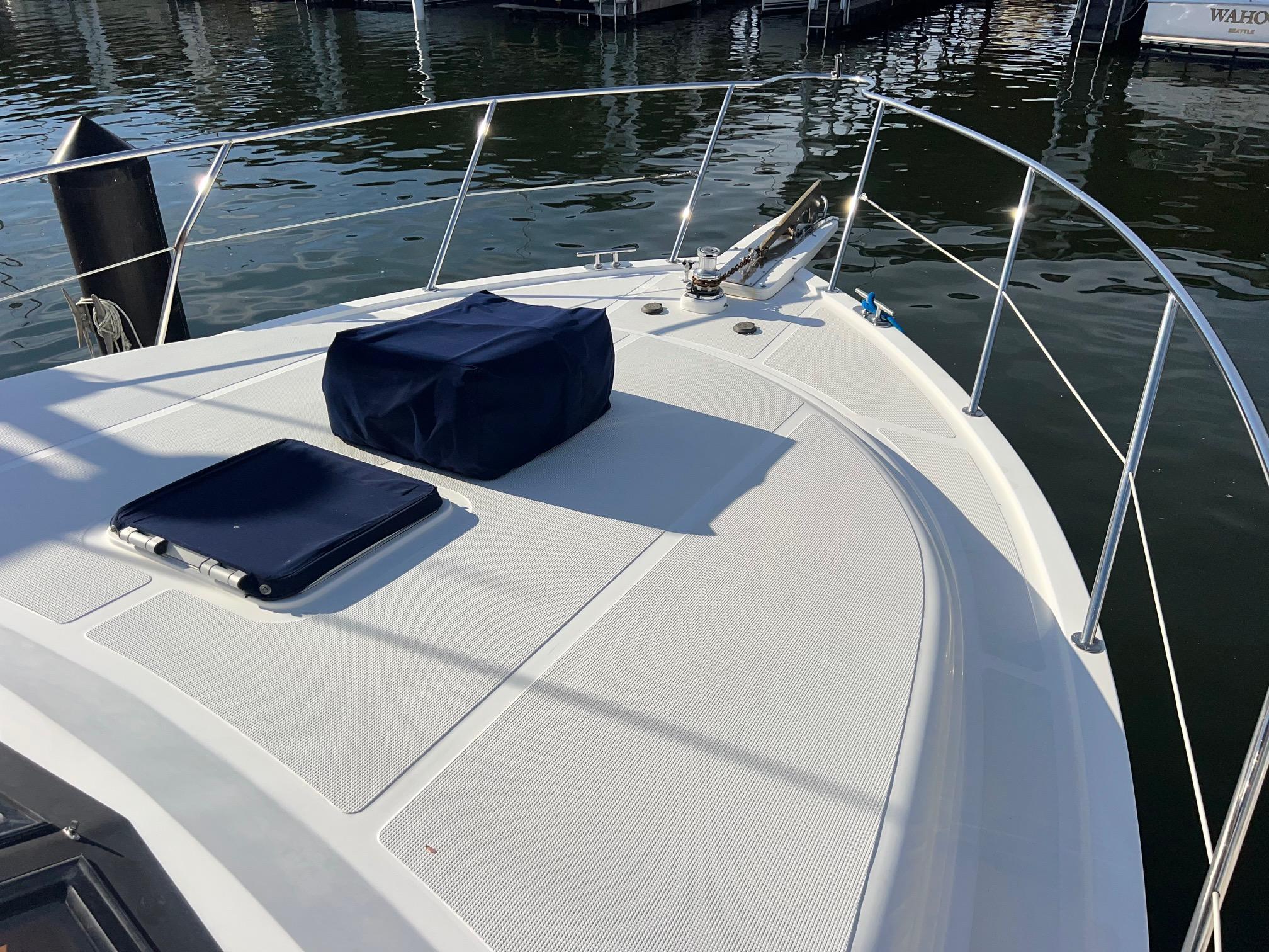 1998 Ocean Alexander 422 Sport Sedan #TBBA12345 inventory image at Sun Country Yachts, South Lake Union (Seattle) 1998 Ocean Alexander 422 Sport Sedan #TBBA12345 inventory image at Sun Country Yachts, South Lake Union (Seattle)