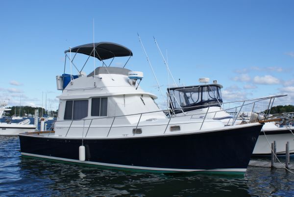 1990 Cape Dory Fly Bridge