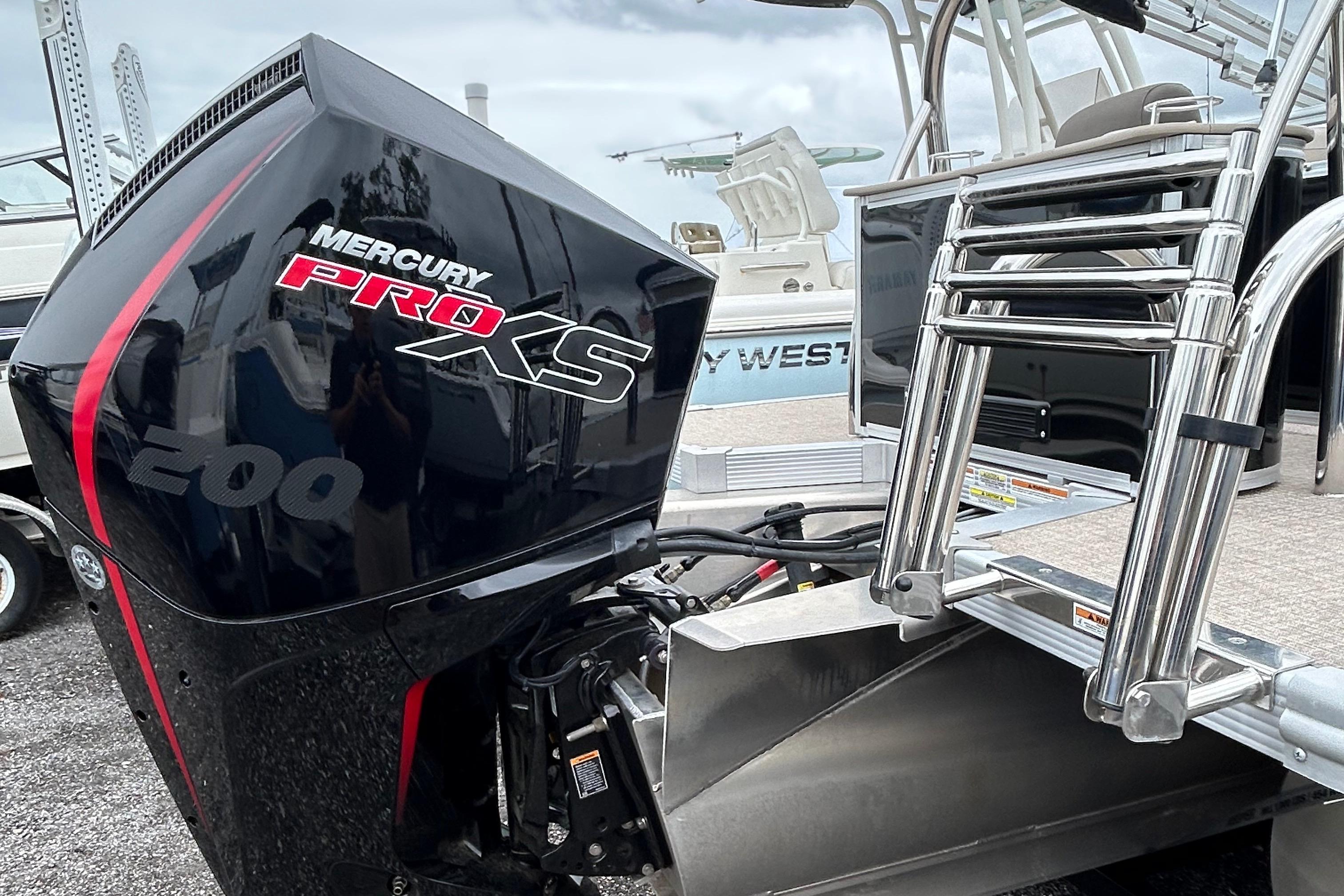 2024 Tahoe Pontoon 2385 TZ-16