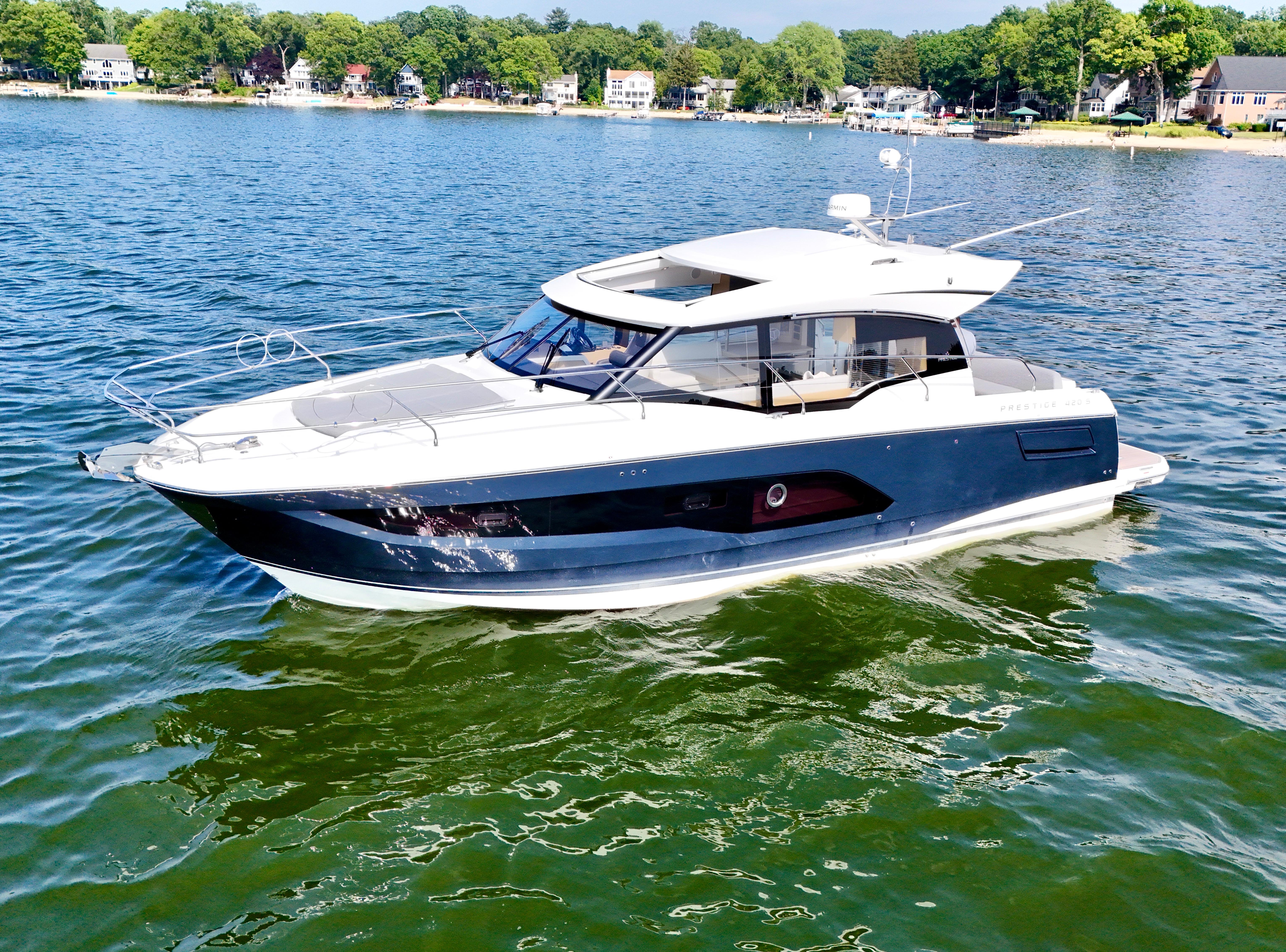 Photo of 2024 Prestige 42'