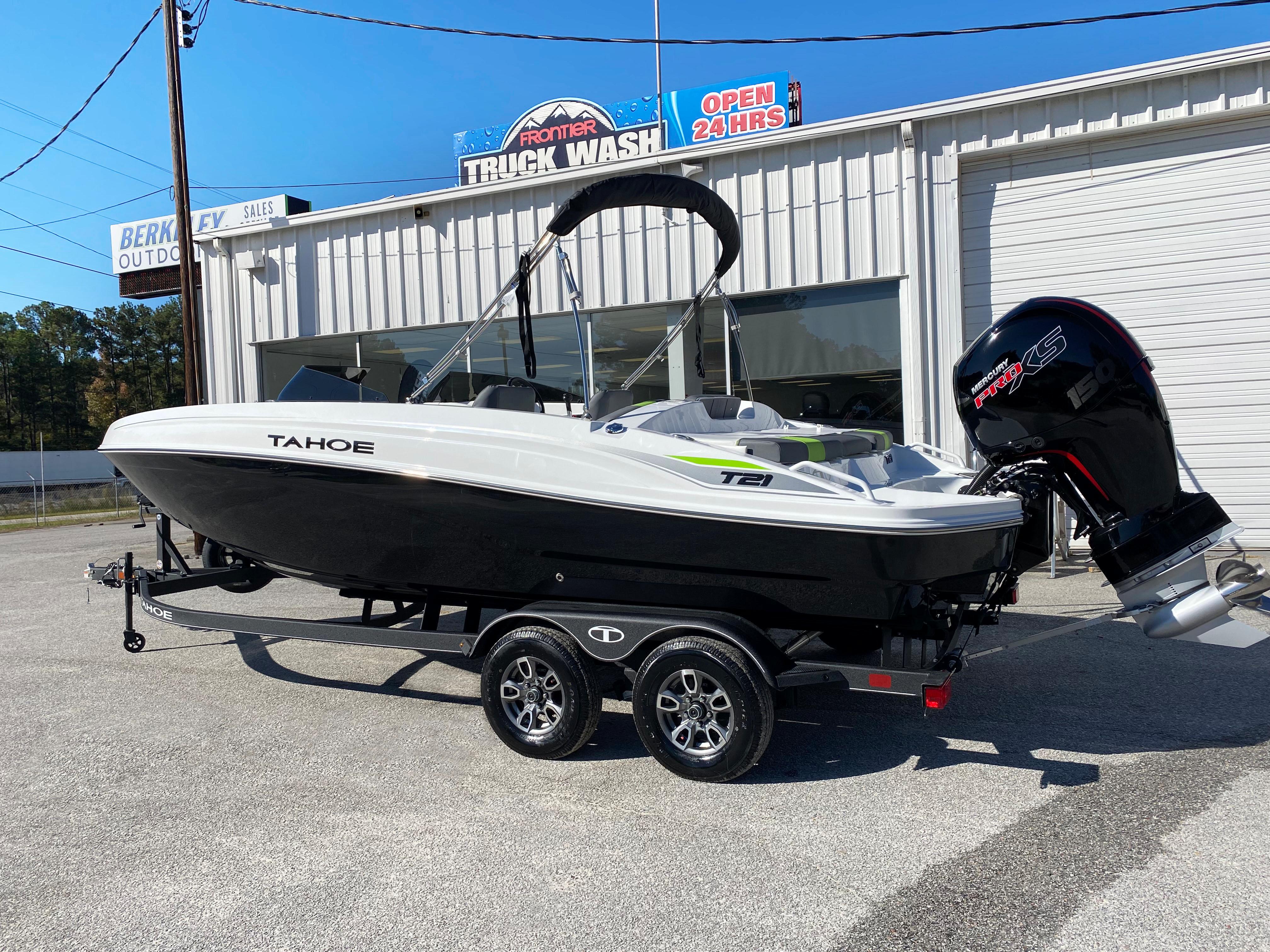 2024 Tahoe® T21
