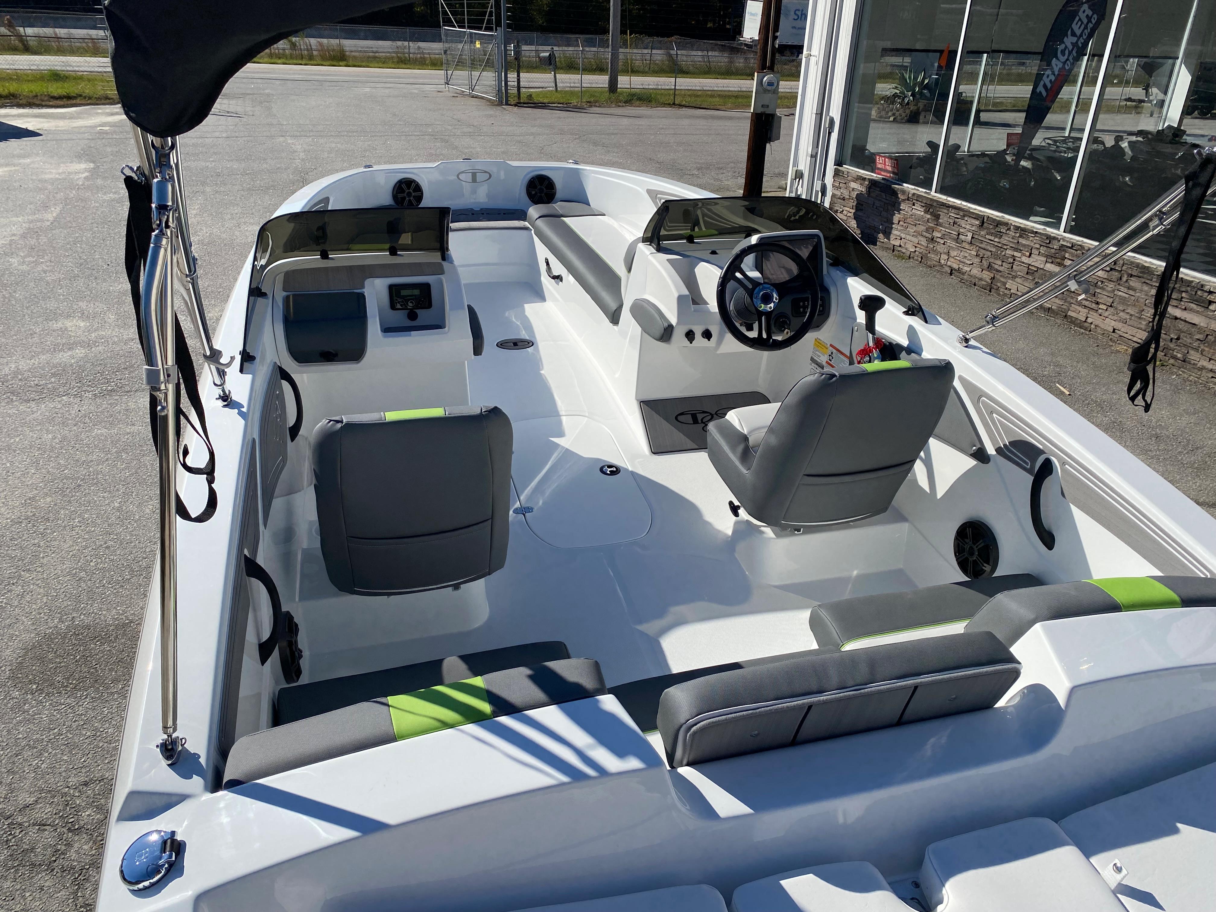 2024 Tahoe® T21
