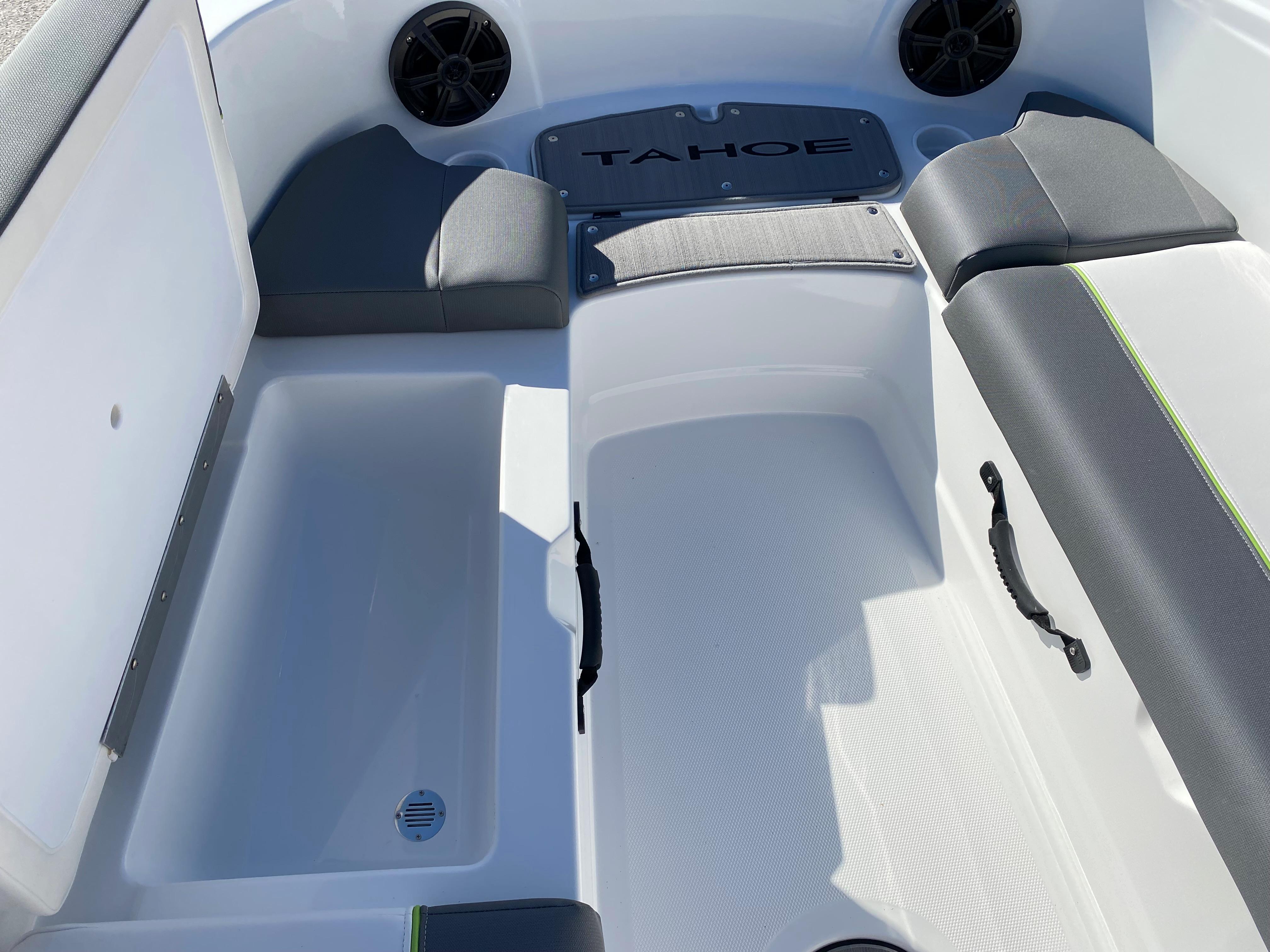 2024 Tahoe® T21