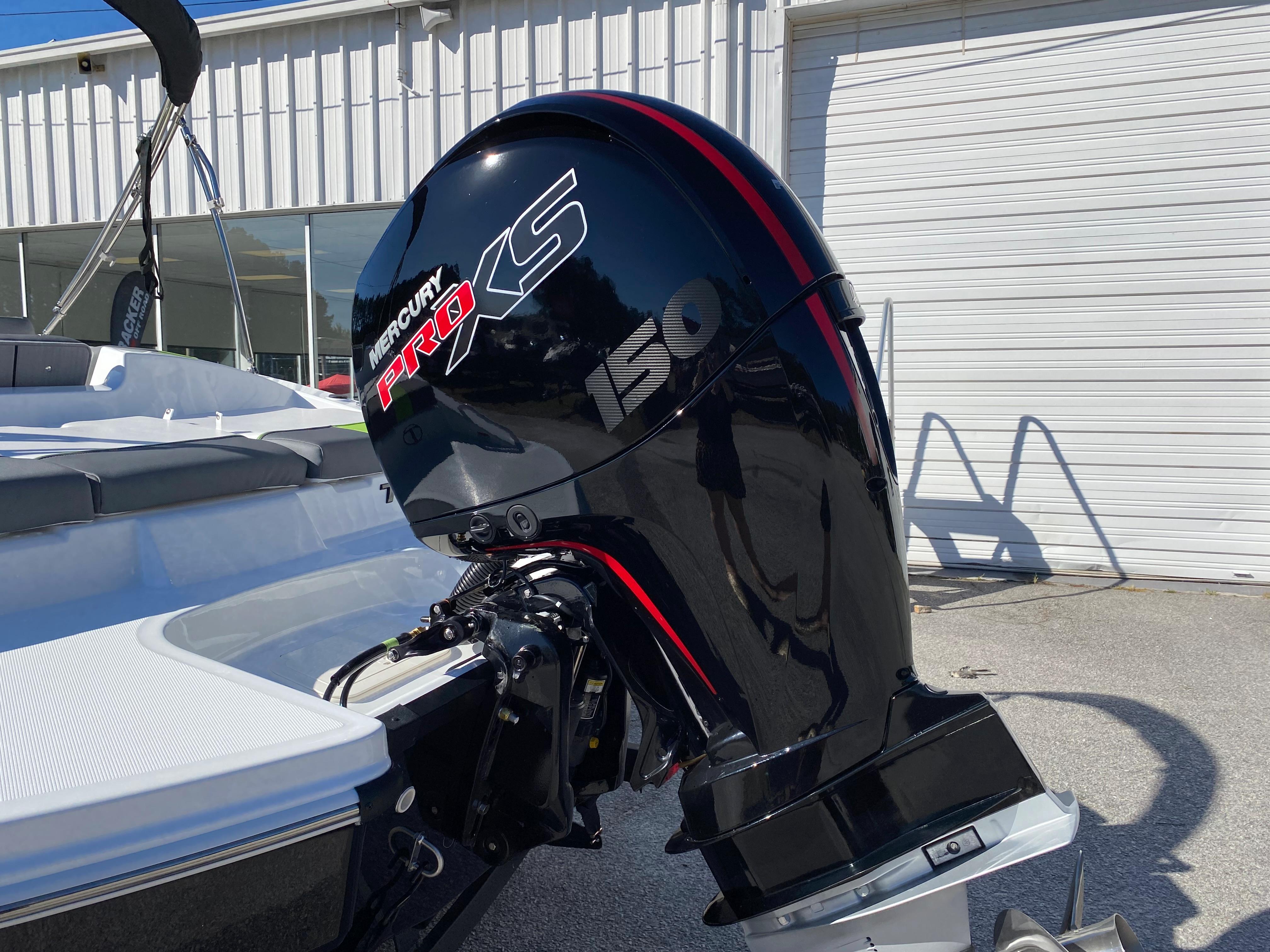 2024 Tahoe® T21