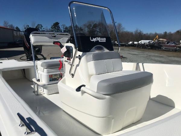2021 Mako boat for sale, model of the boat is Pro Skiff 17 CC & Image # 10 of 18