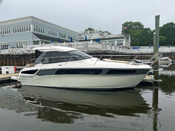 Photo of 2017 Bavaria 35'