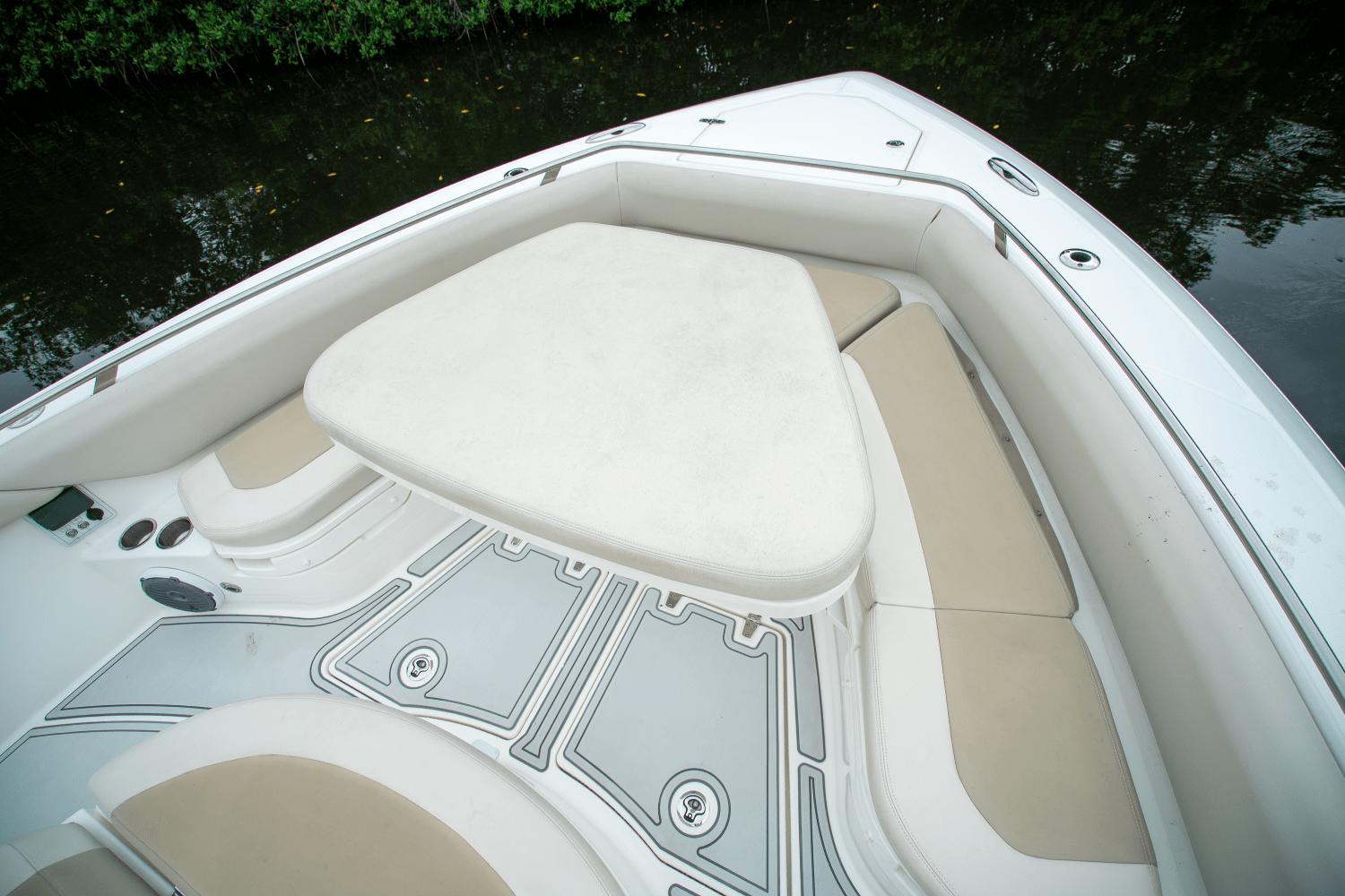 2018-boston-whaler-420-outrage-power-9718320-982300205-0-120620251145-9