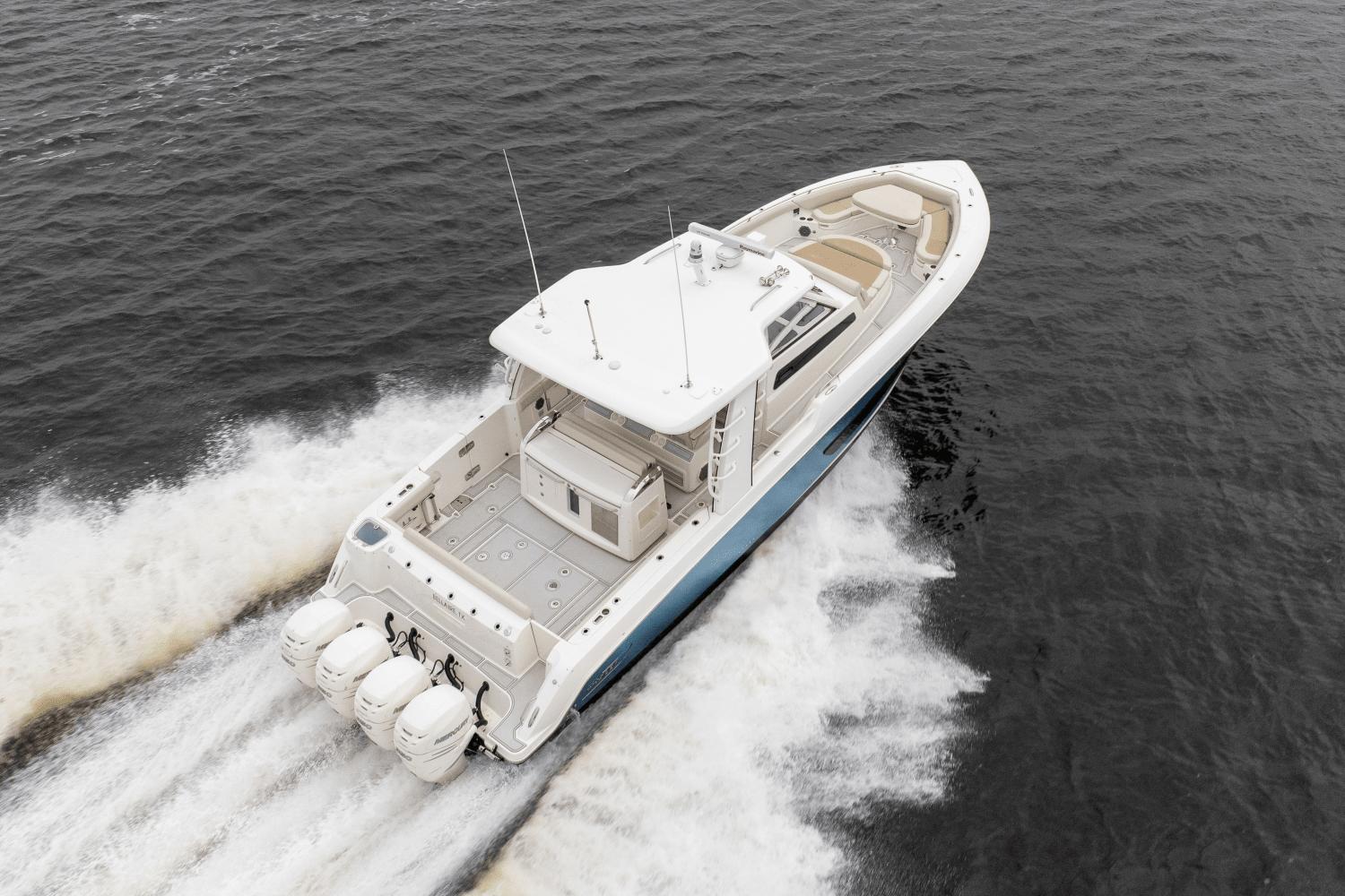2018-boston-whaler-420-outrage-power-9718320-982300208-0-120620251145-30