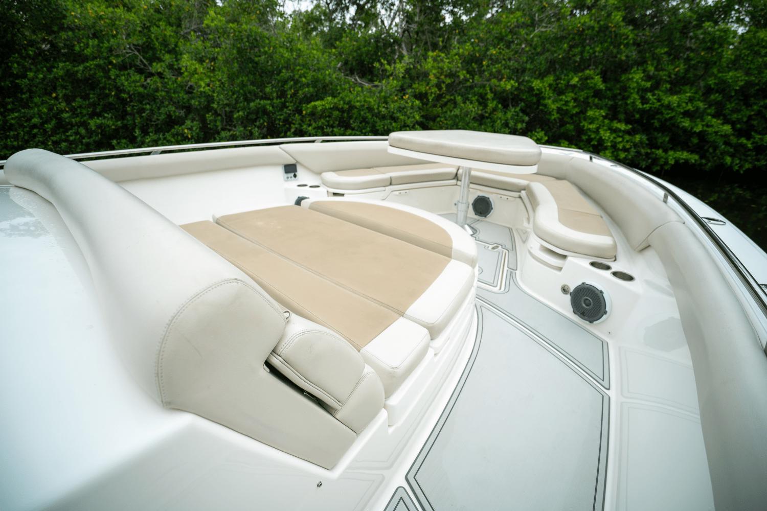 2018-boston-whaler-420-outrage-power-9718320-982300215-0-120620251145-7
