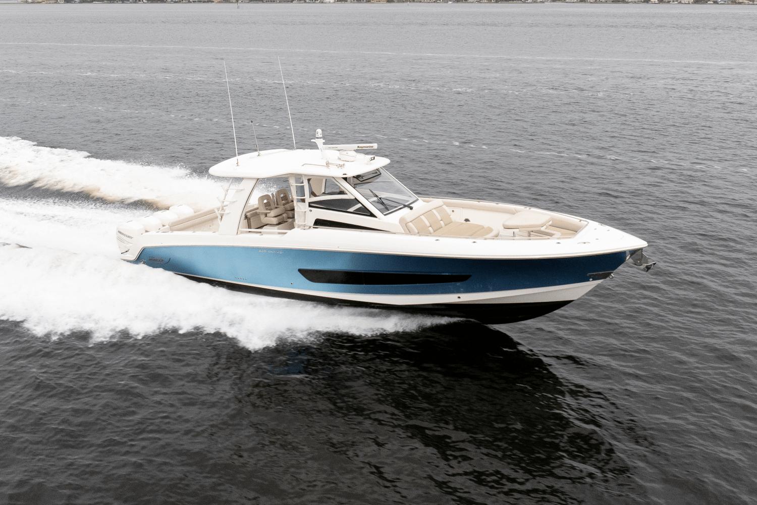 2018-boston-whaler-420-outrage-power-9718320-982300230-0-120620251145-28