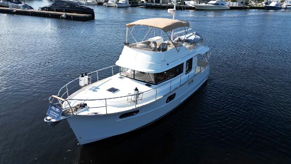 Photo of 2014 Beneteau 44'