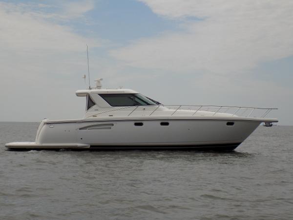 44' Tiara Yachts 4400 Sovran