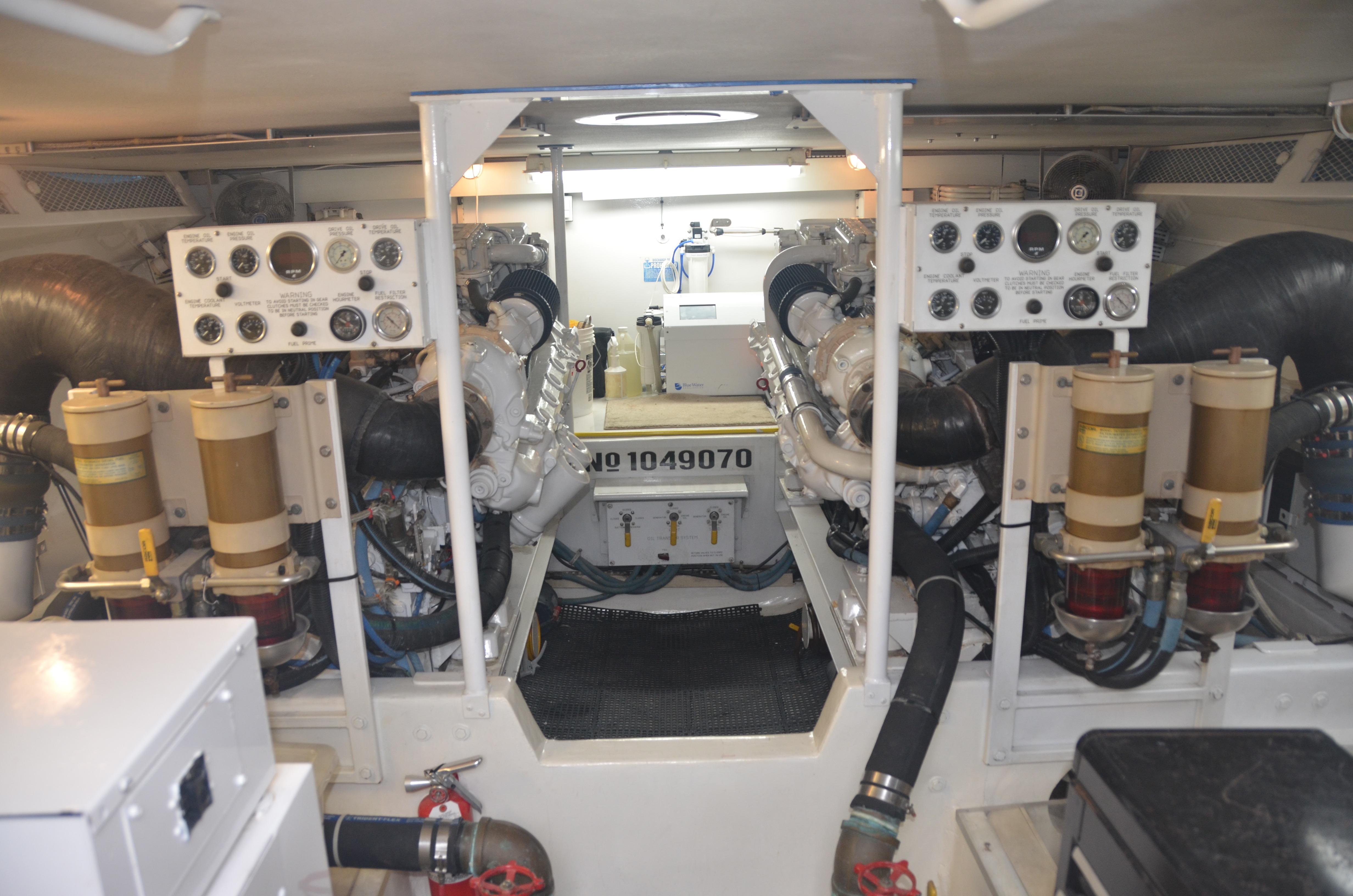 Viking 58 La Trinita- Engine Room