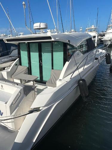 2022 Tiara Yachts C39 Coupe