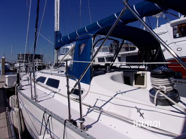 47' Catalina, Listing Number 100915225, Image No. 5