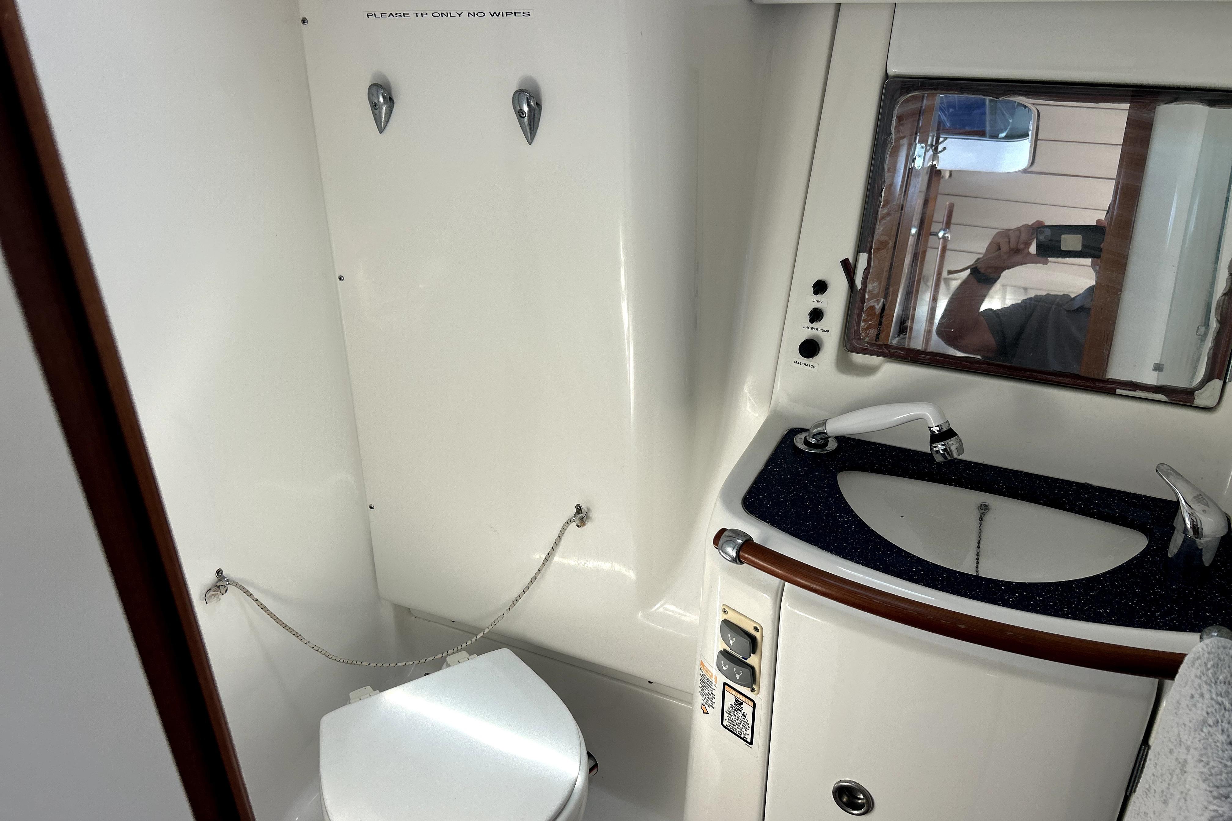 Yacht Photos Pics