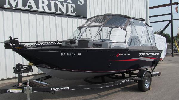 2019 Tracker Boats boat for sale, model of the boat is Pro Guide V-175 Combo & Image # 2 of 11