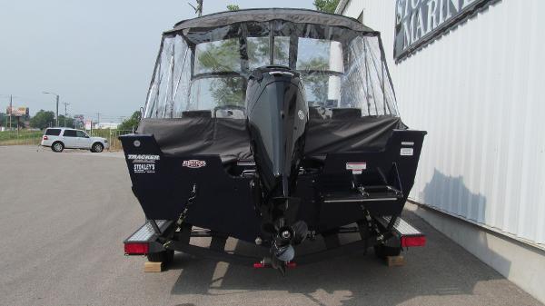 2019 Tracker Boats boat for sale, model of the boat is Pro Guide V-175 Combo & Image # 4 of 11
