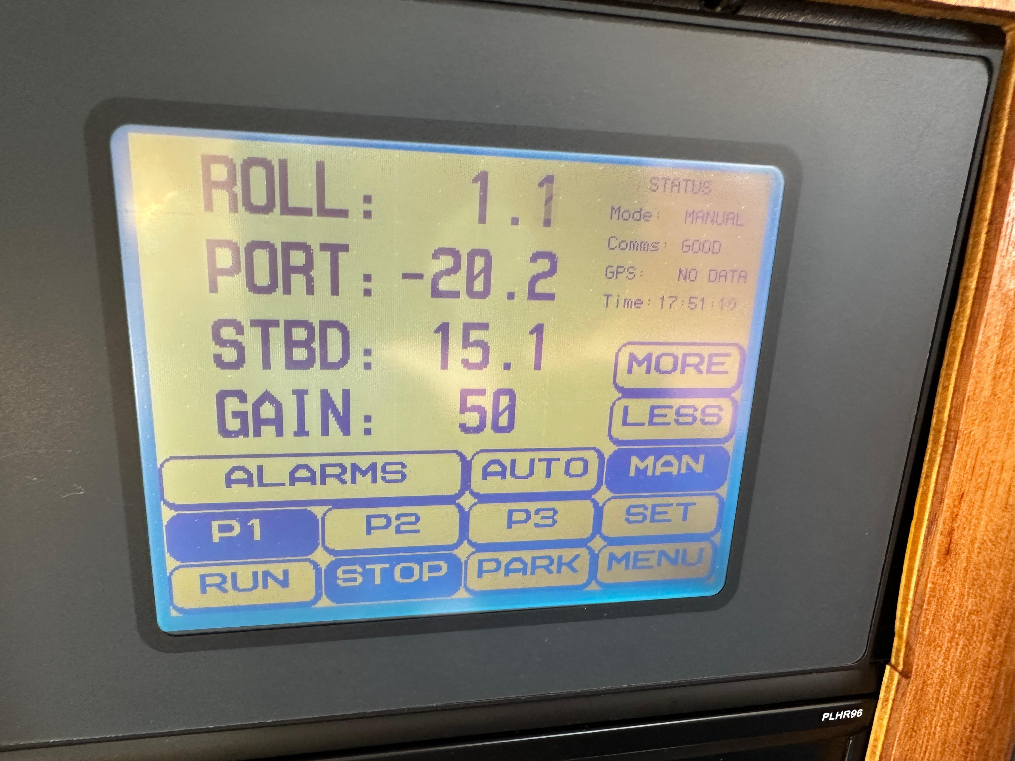 2001-carver-570-voyager-pilothouse-power-9768304-20250423103132356-1_XLARGE