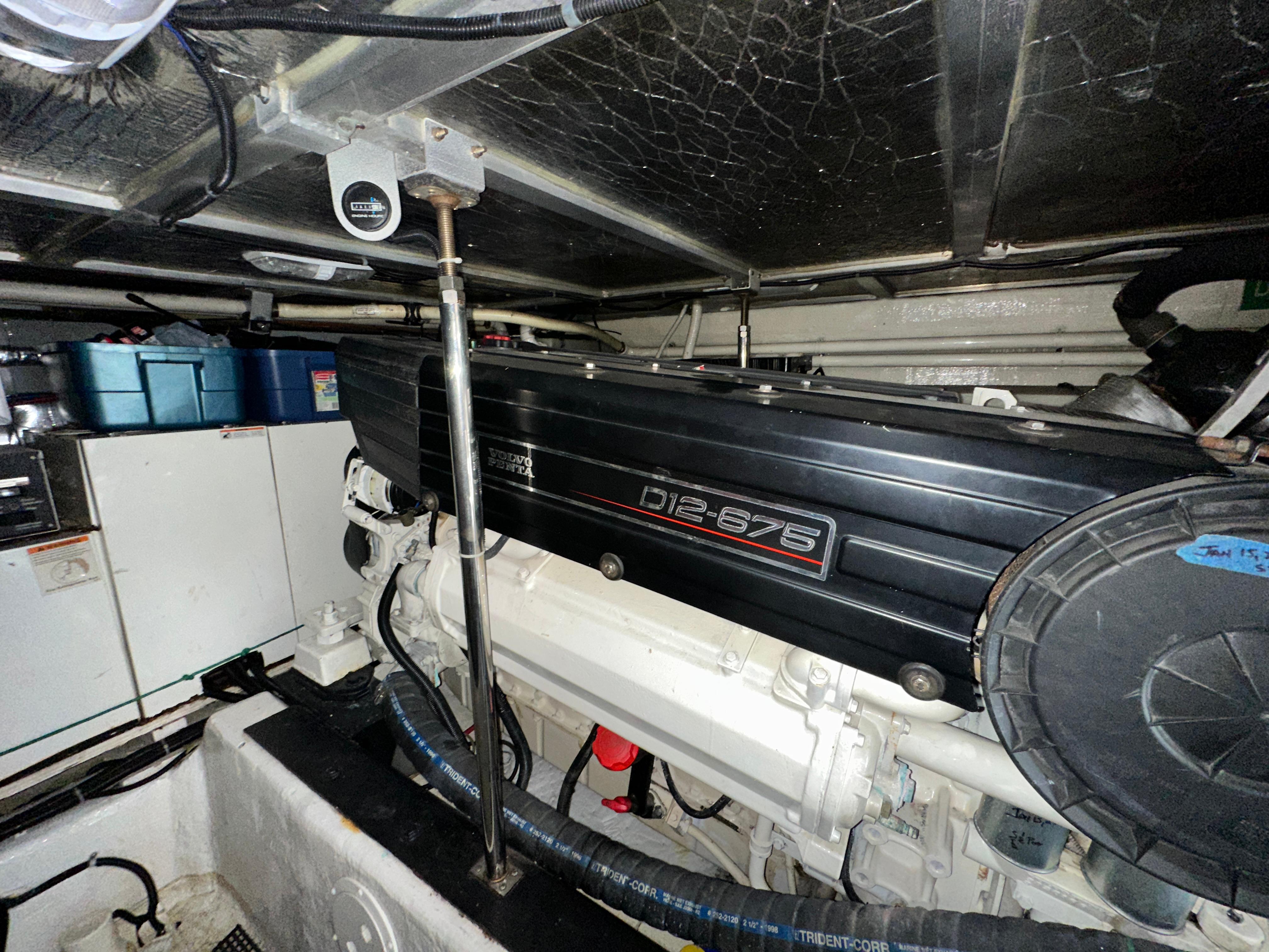2001-carver-570-voyager-pilothouse-power-9768304-20250423103221519-1_XLARGE