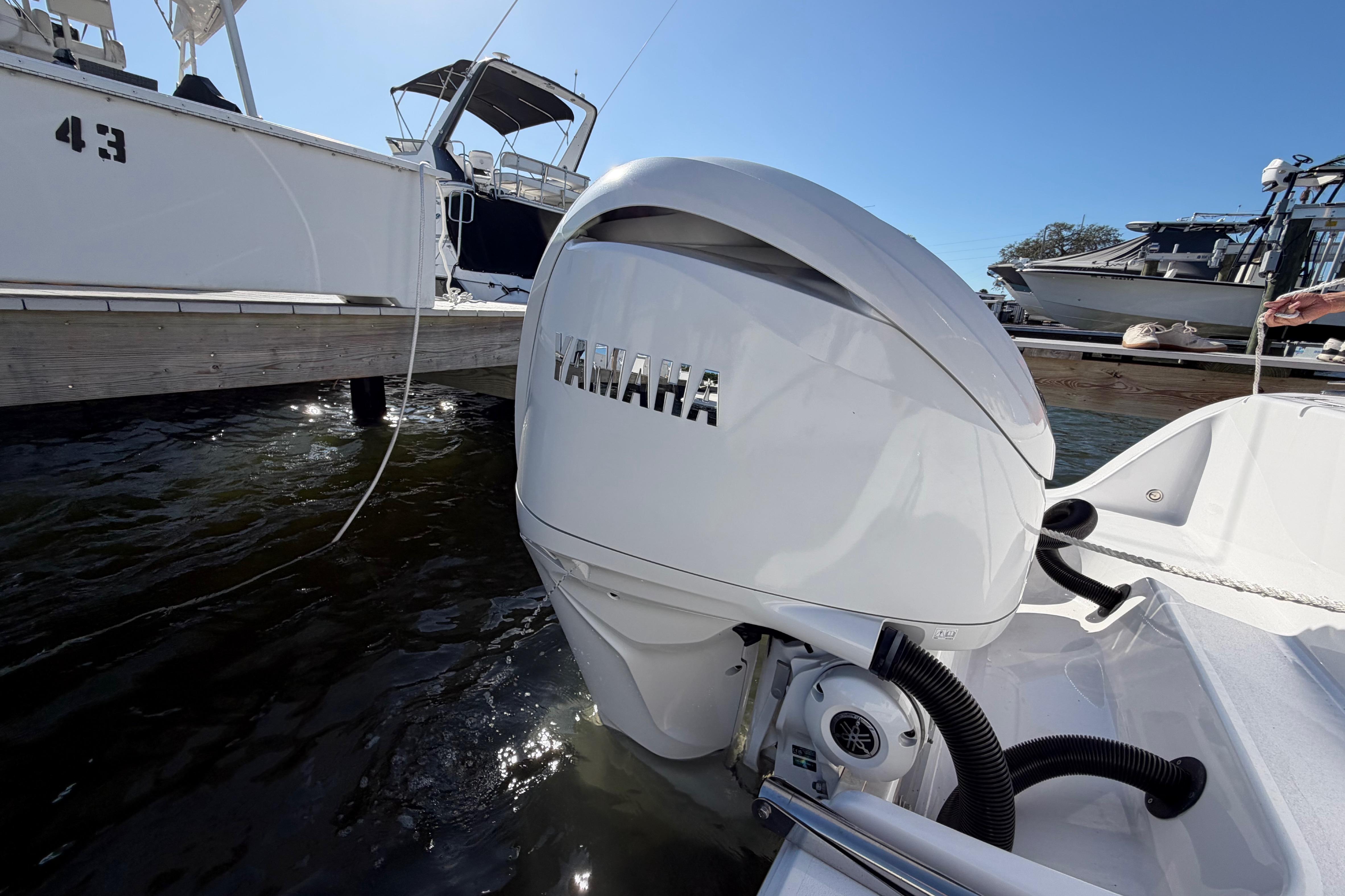 2024 Sportsman Open 282TE Center Console-15