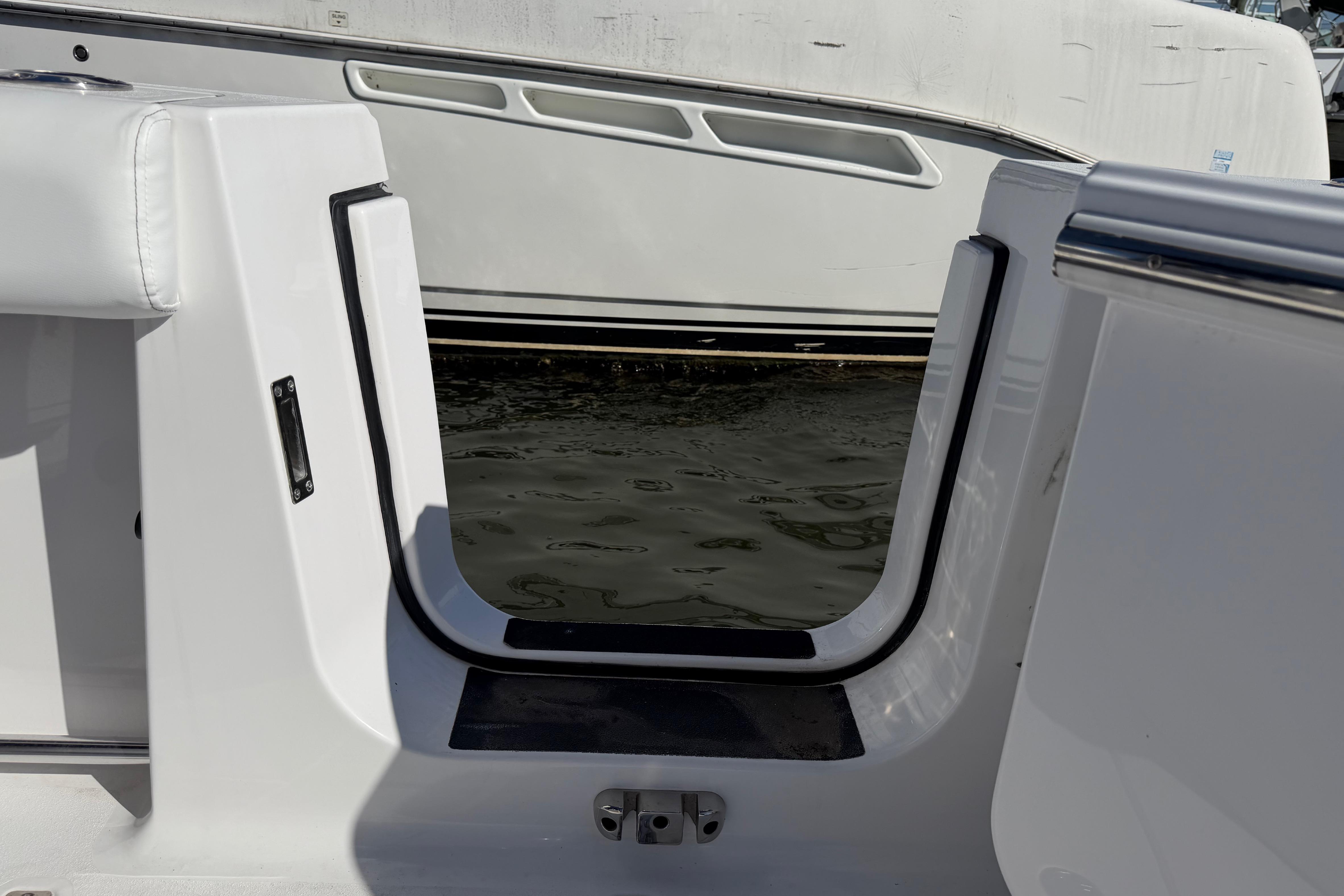 2024 Sportsman Open 282TE Center Console-23