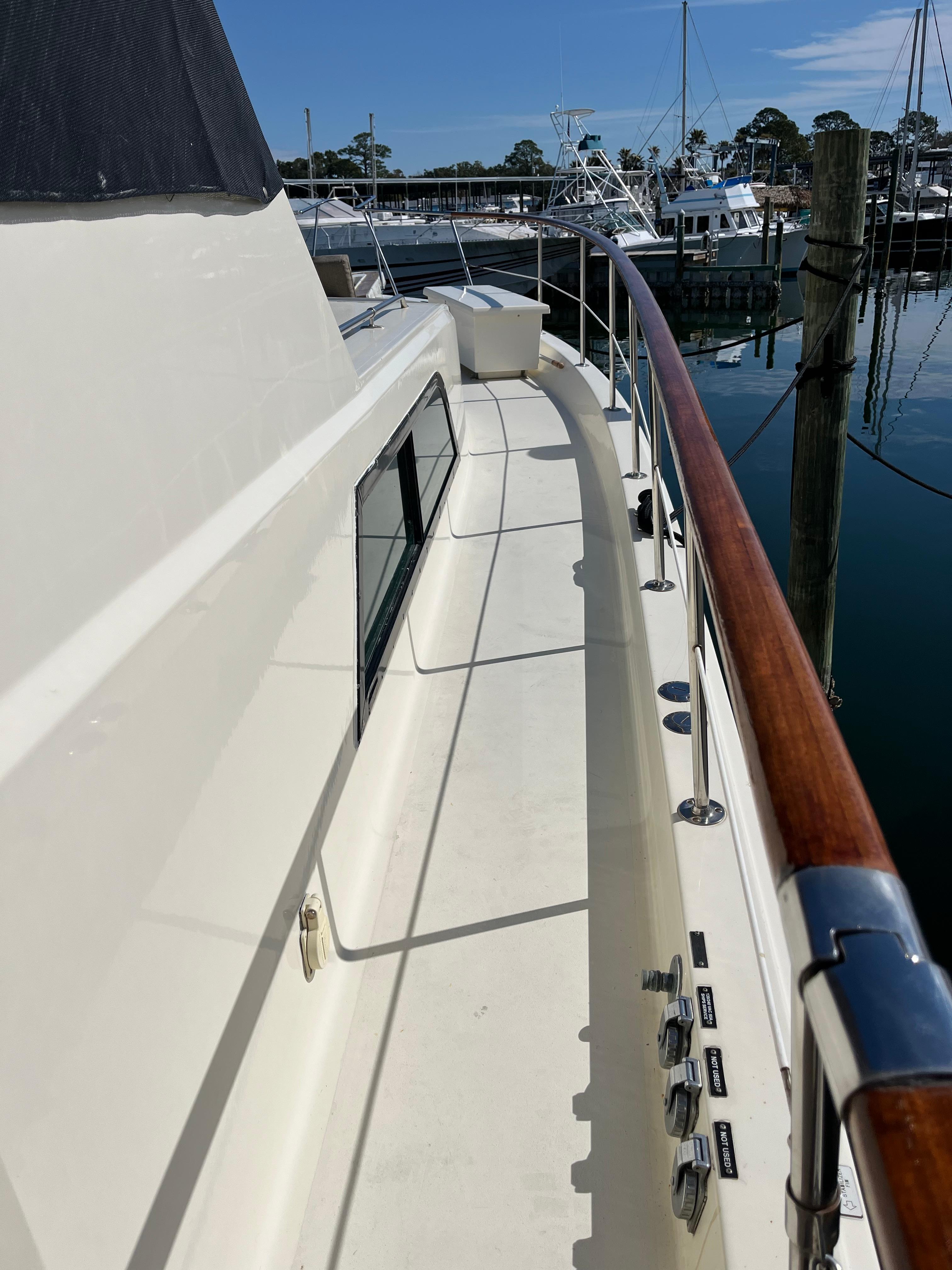 Hatteras-53 Motor Yacht 1977-Hattrific Day FL-US-9778345 | Thumbnail
