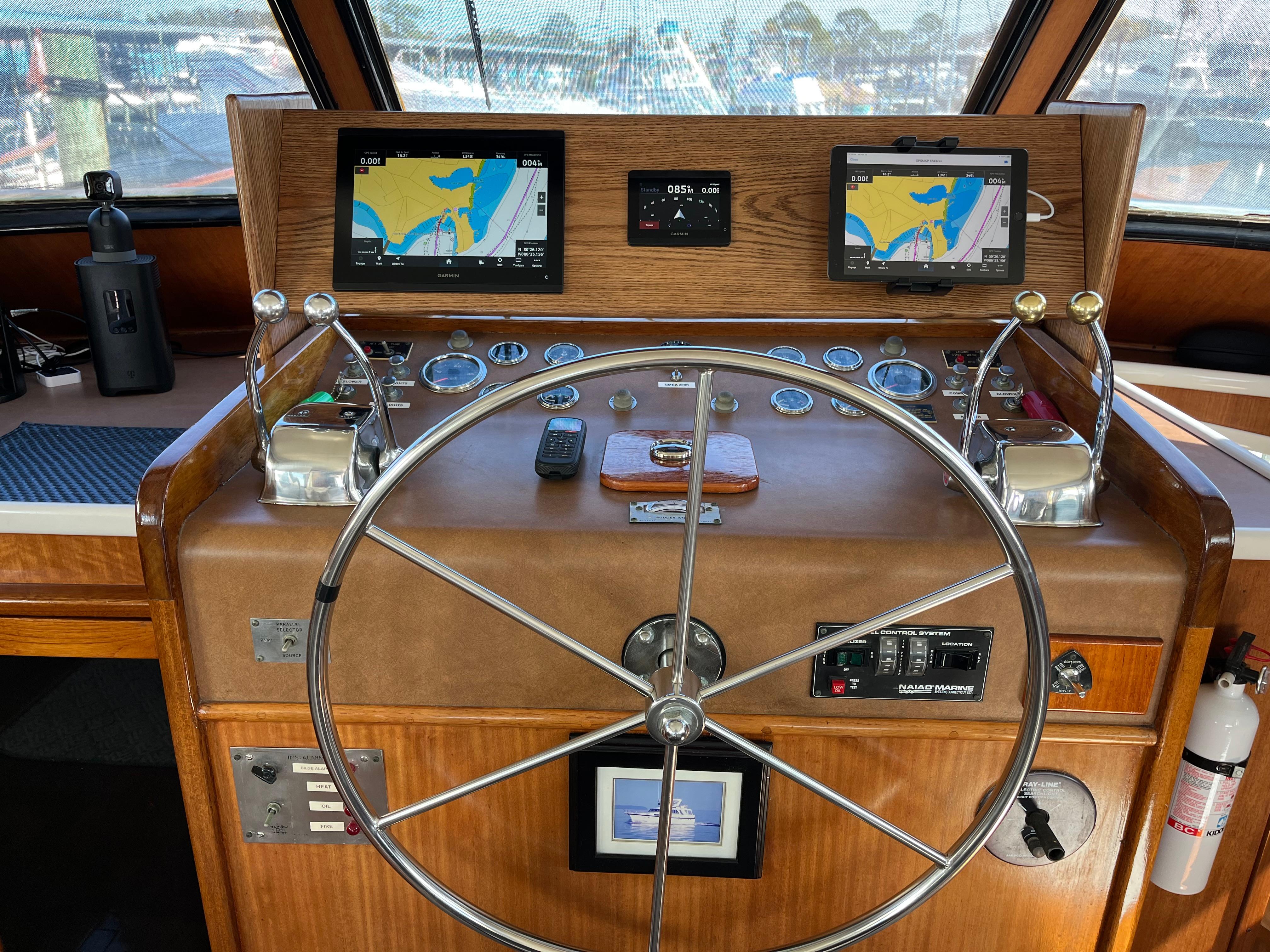 Hatteras-53 Motor Yacht 1977-Hattrific Day FL-US-9778345 | Thumbnail