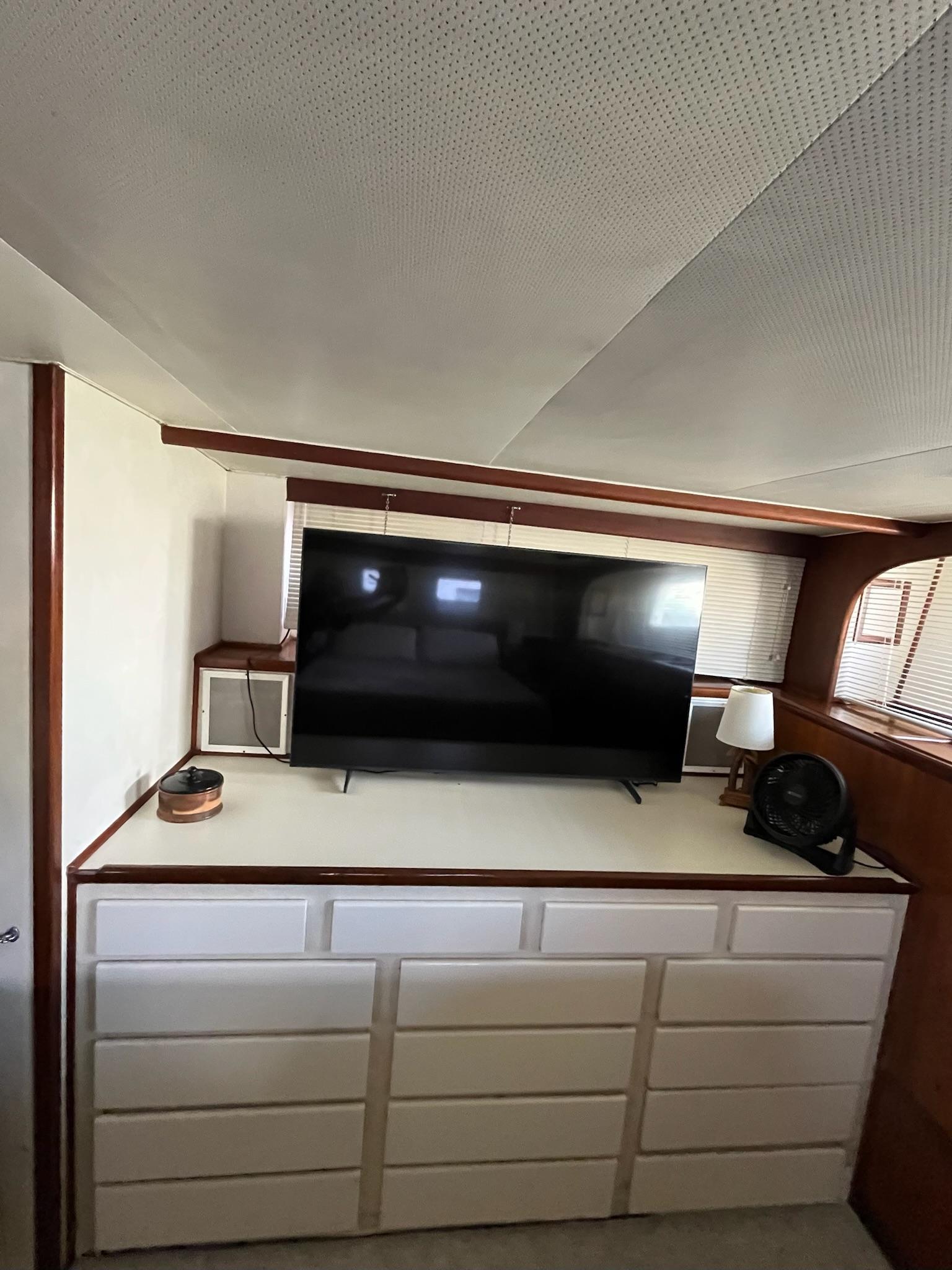 Hatteras-53 Motor Yacht 1977-Hattrific Day FL-US-9778345 | Thumbnail