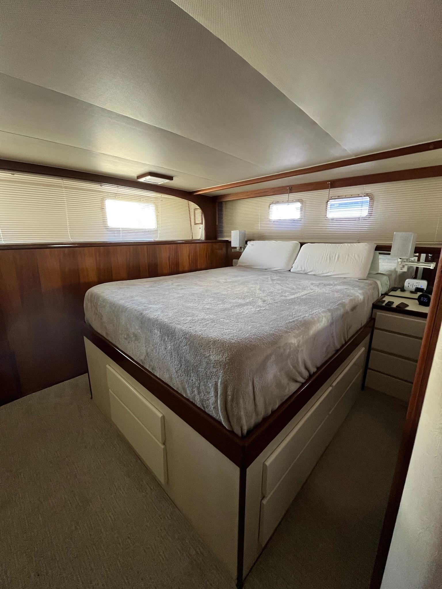 Hatteras-53 Motor Yacht 1977-Hattrific Day FL-US-9778345 | Thumbnail