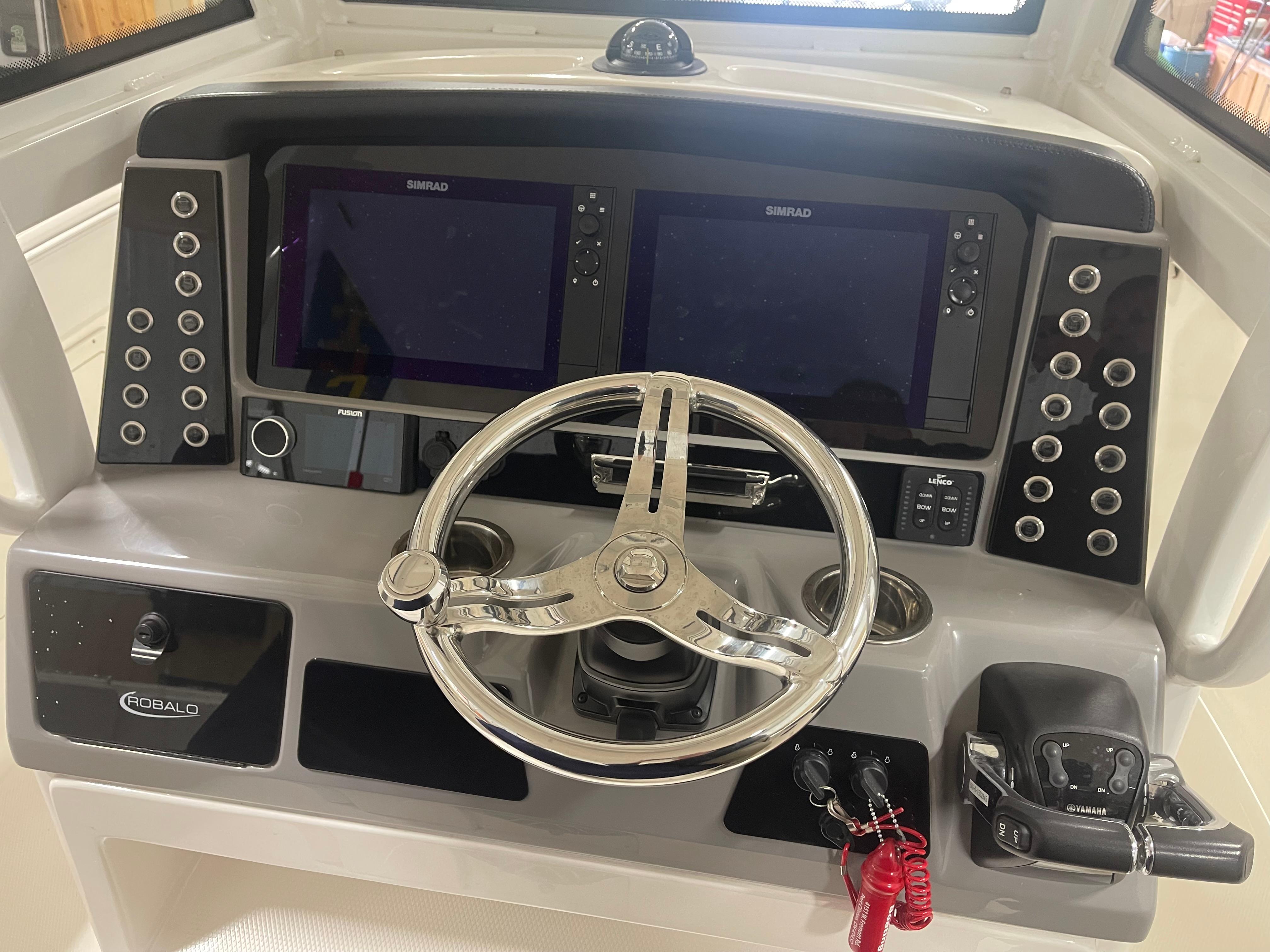 2020-robalo-r272-power-9808348-979128246-0-230520251239-12
