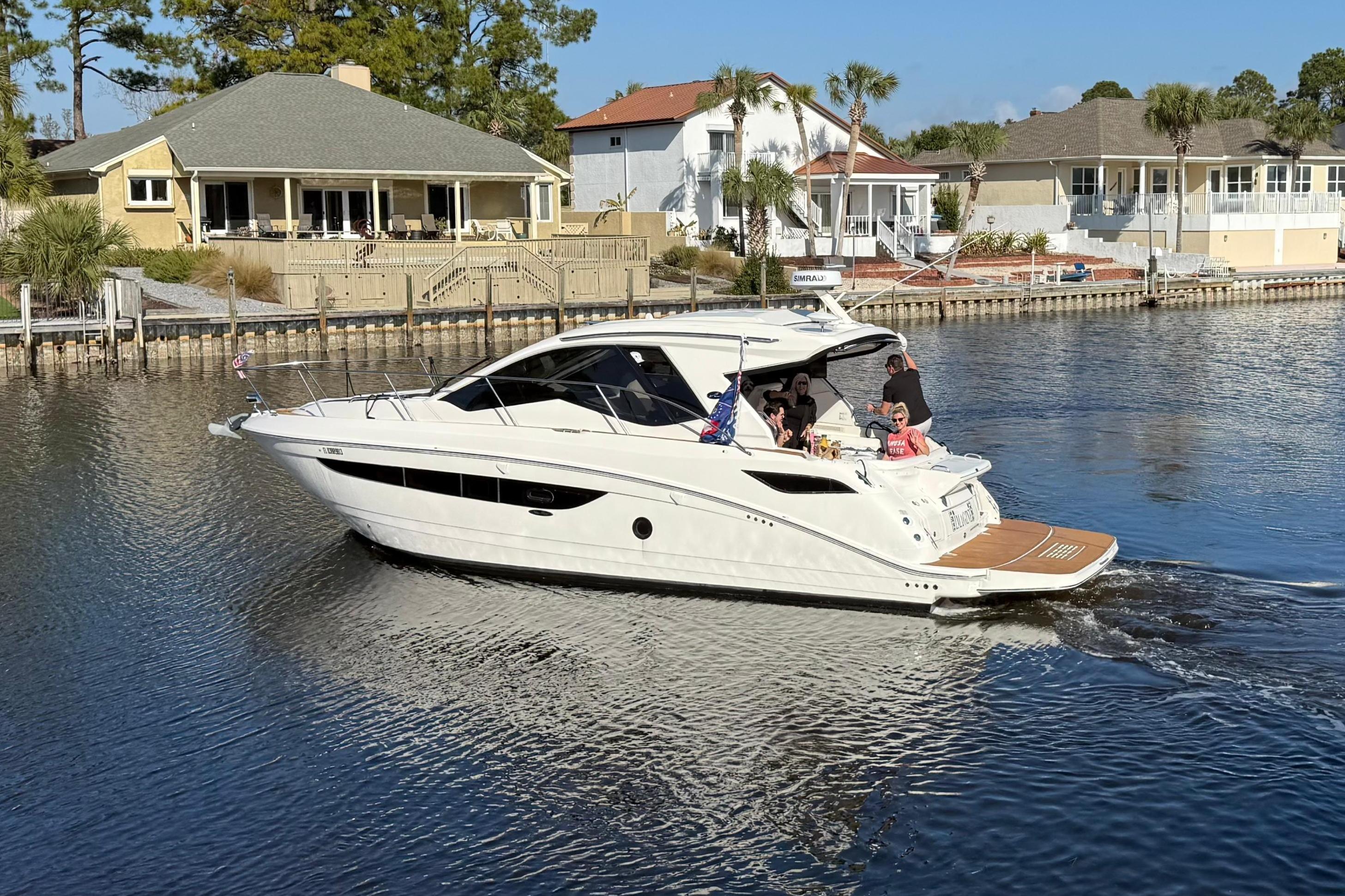 54 ft Sea Ray 2013