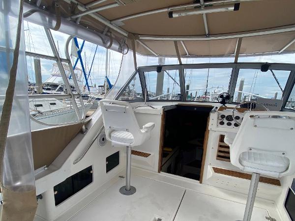 30' Luhrs, Listing Number 100899810, - Photo No. 4